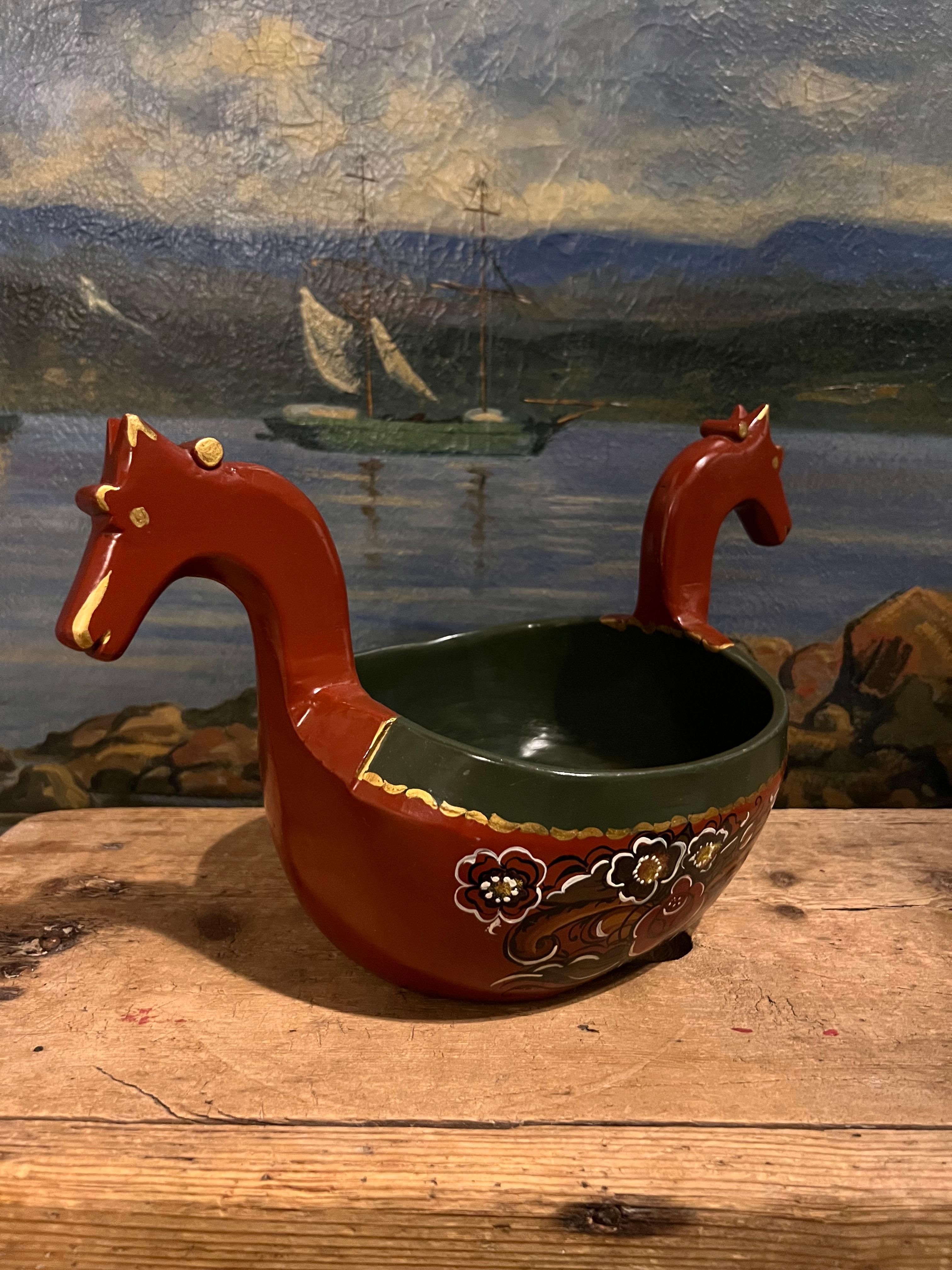 Bol à bière norvégien Rosemaling (Kjenge) - Art populaire peint à la main, 1991 en vente 3