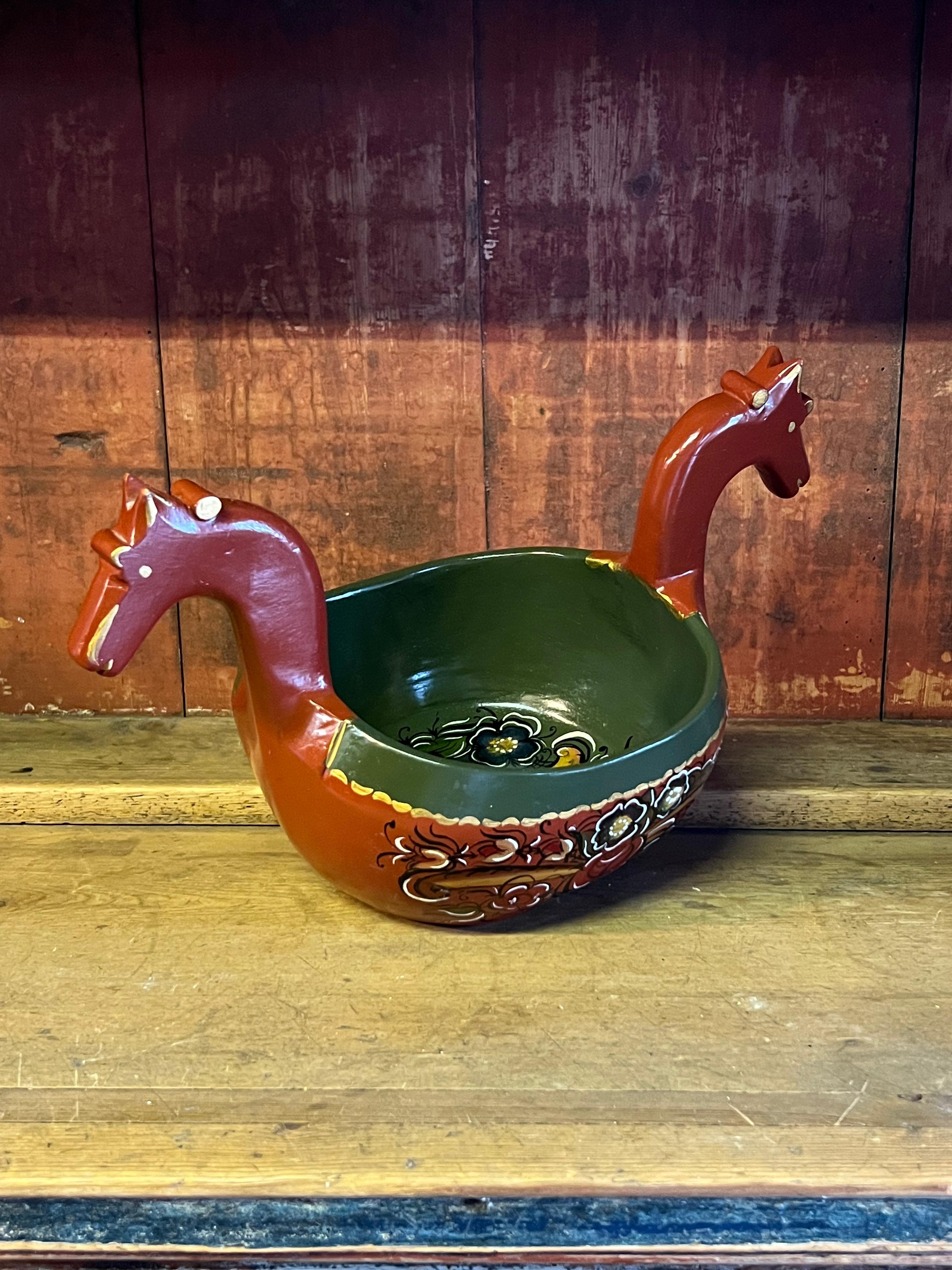 Bol à bière norvégien Rosemaling (Kjenge) - Art populaire peint à la main, 1991 en vente 5