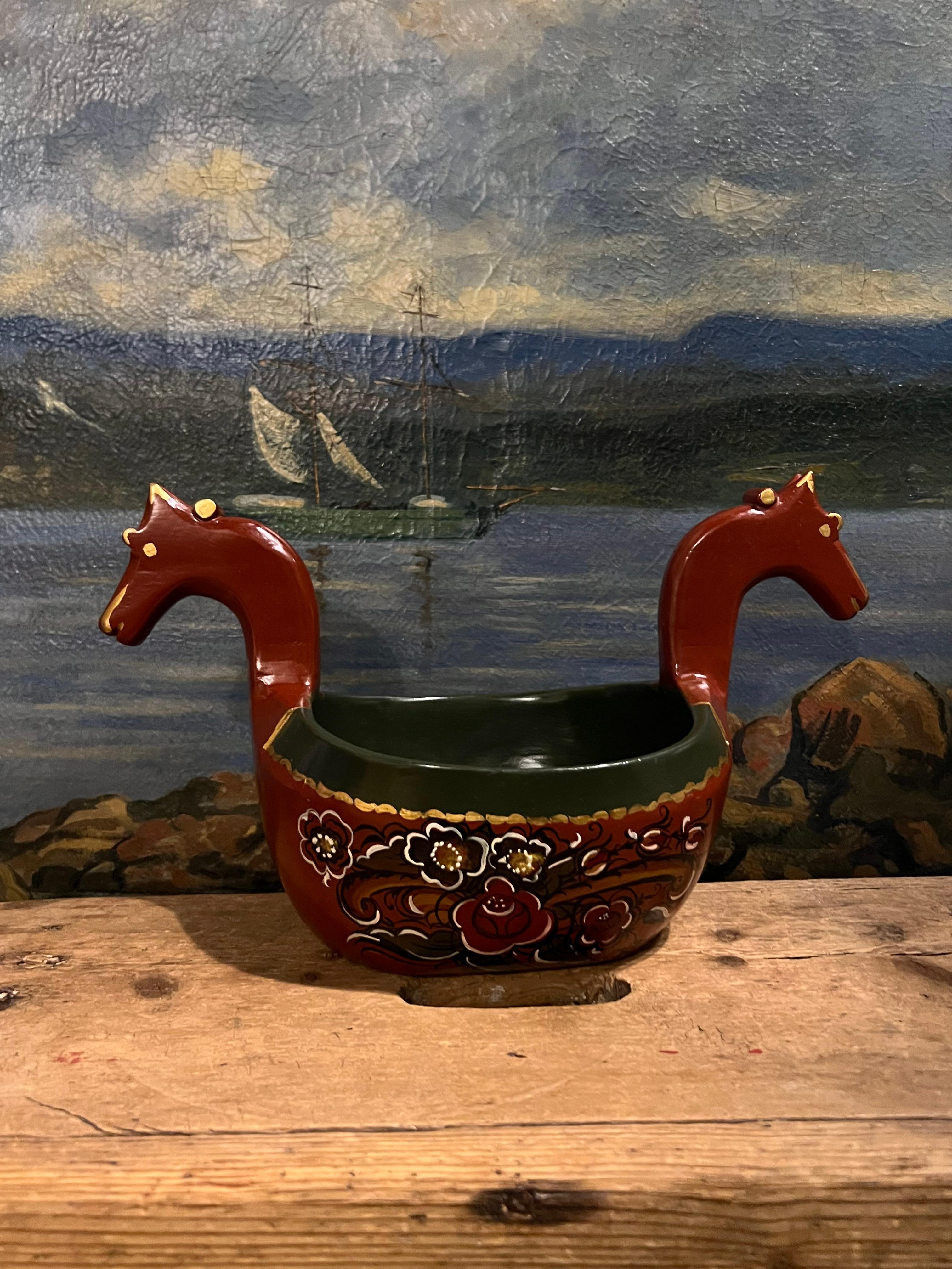 20ième siècle Bol à bière norvégien Rosemaling (Kjenge) - Art populaire peint à la main, 1991 en vente