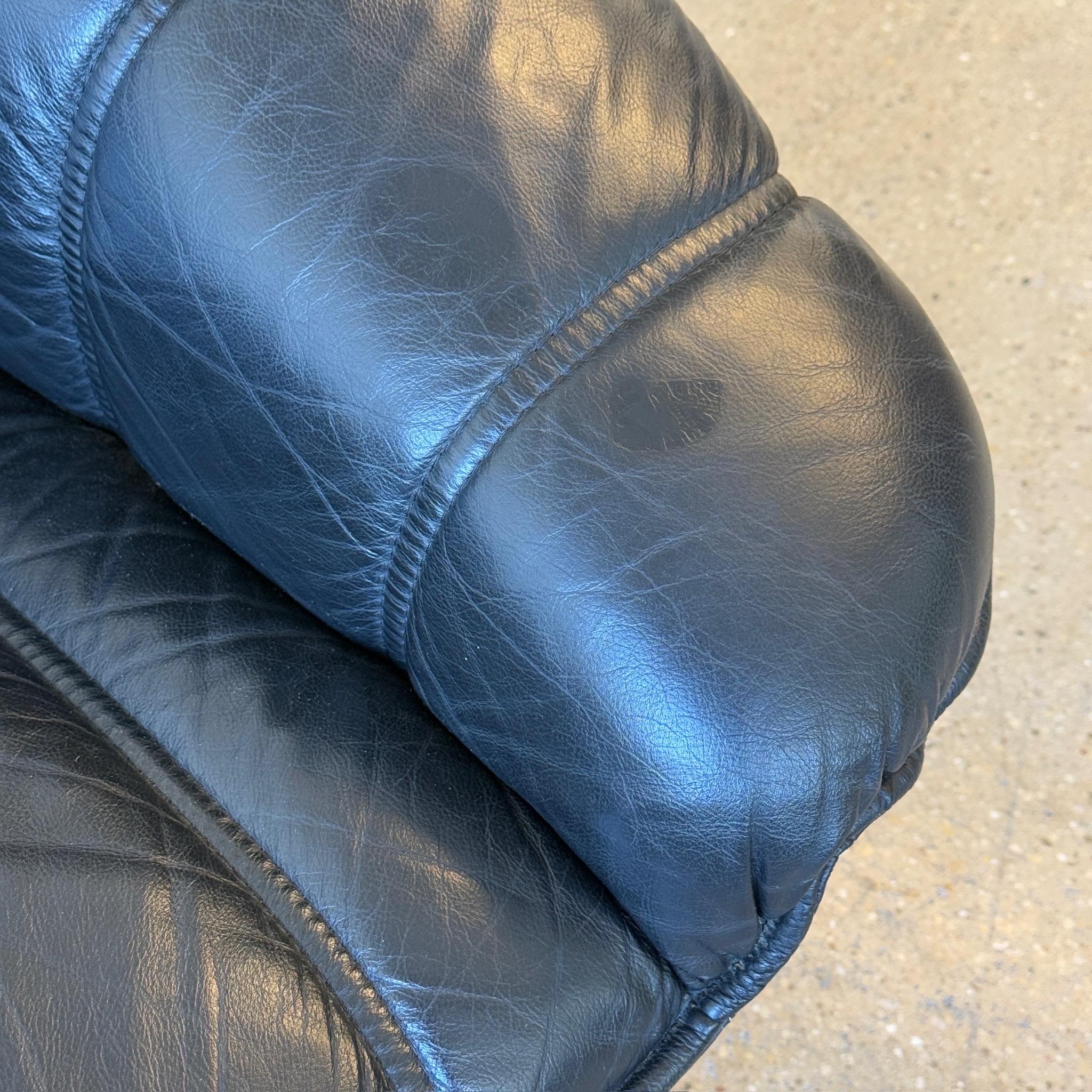 Mid-Century Modern Norwegian Rosewood Black Leather Sofa by Ekornes