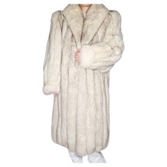 Norwegian saga fox fur coat size 8 M