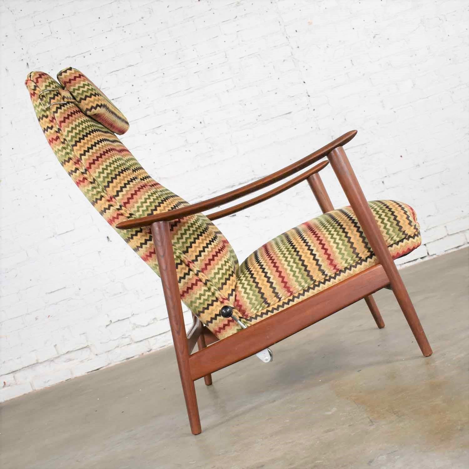 norwegian lounge chair