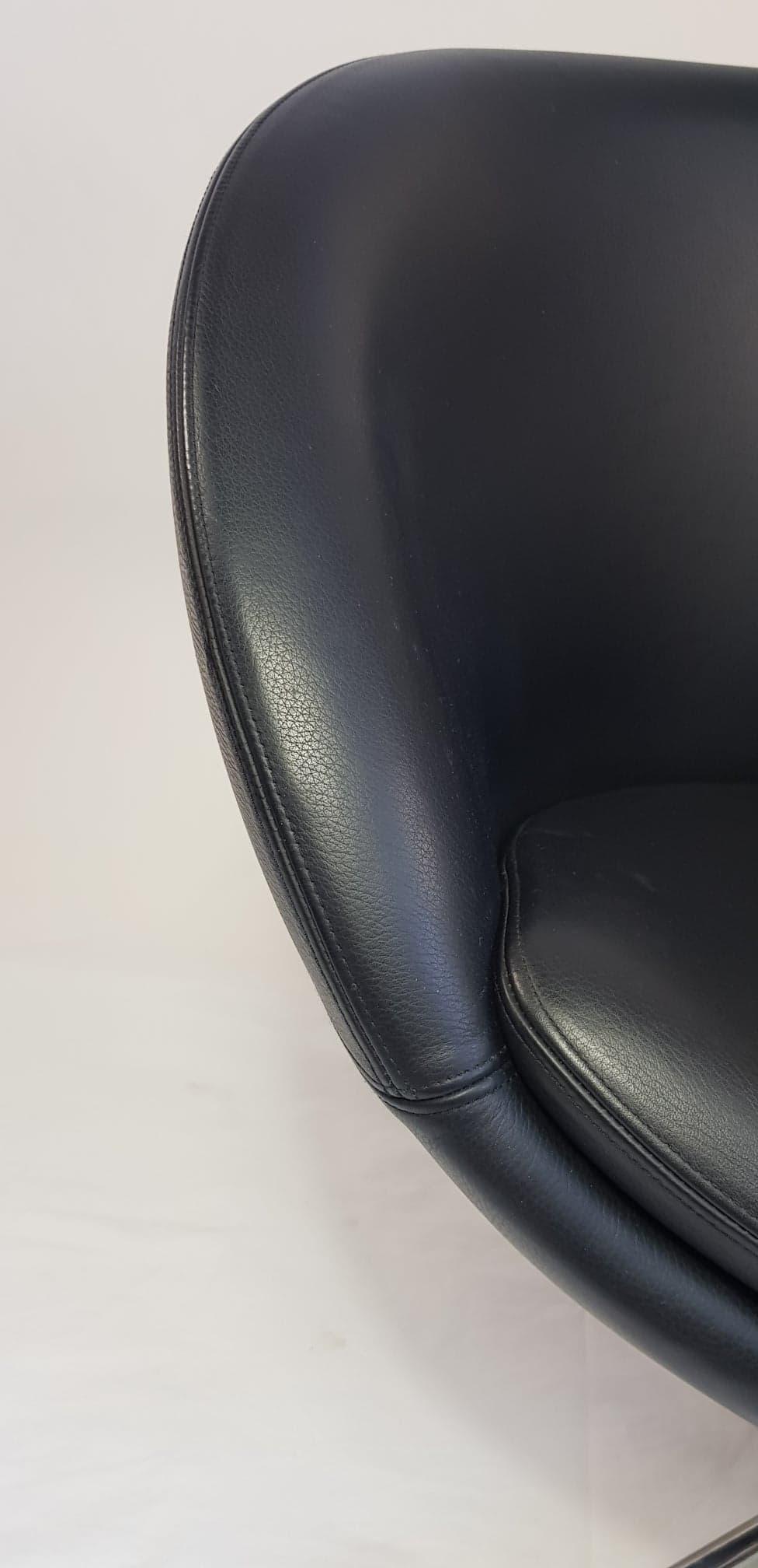 Norwegian Swivel Chair 