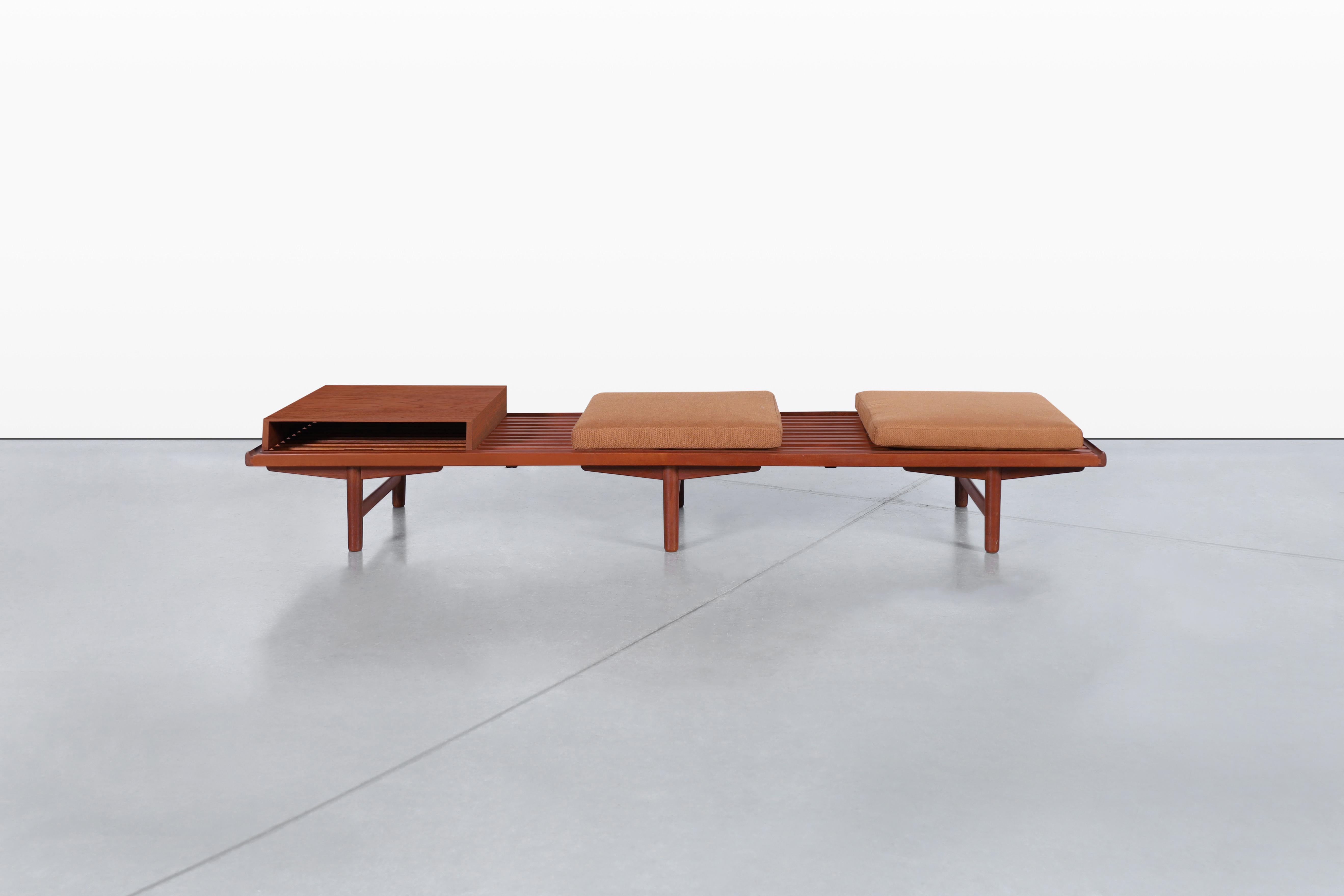 Mid-Century moderno Norwegian Teak Modular Bench/Coffee Table by Gerhard Berg for Westnofa in vendita