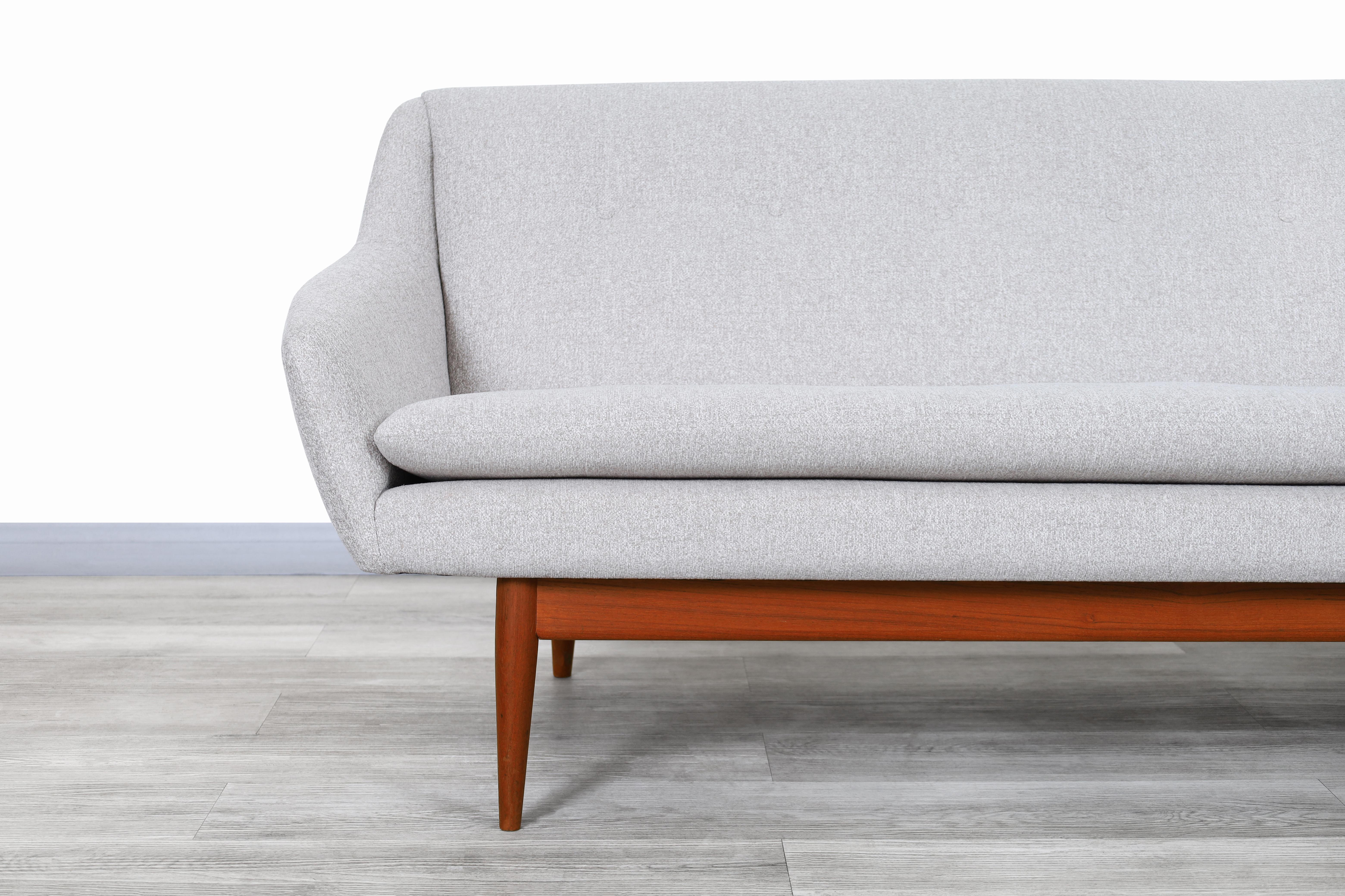 Mid-Century Modern Norwegian Teak Sofa by Gerhard Berg for LK Hjelle For Sale