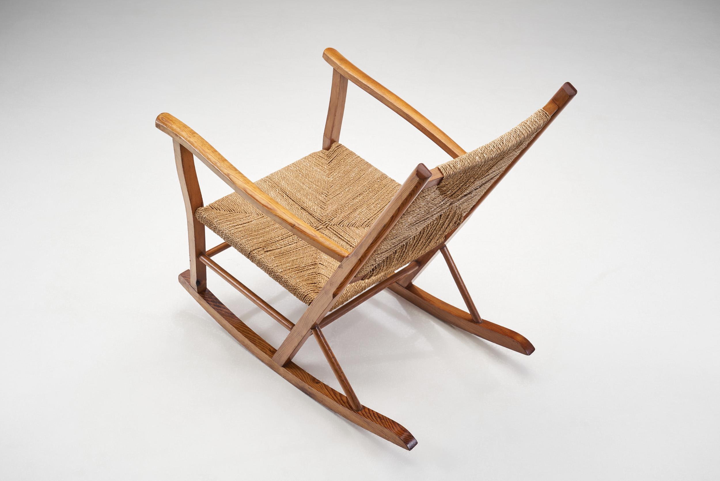 Mid-20th Century Norwegian Wood and Papercord Rocking Chair by Slåke Møbelfabrik, Norway 1940s For Sale