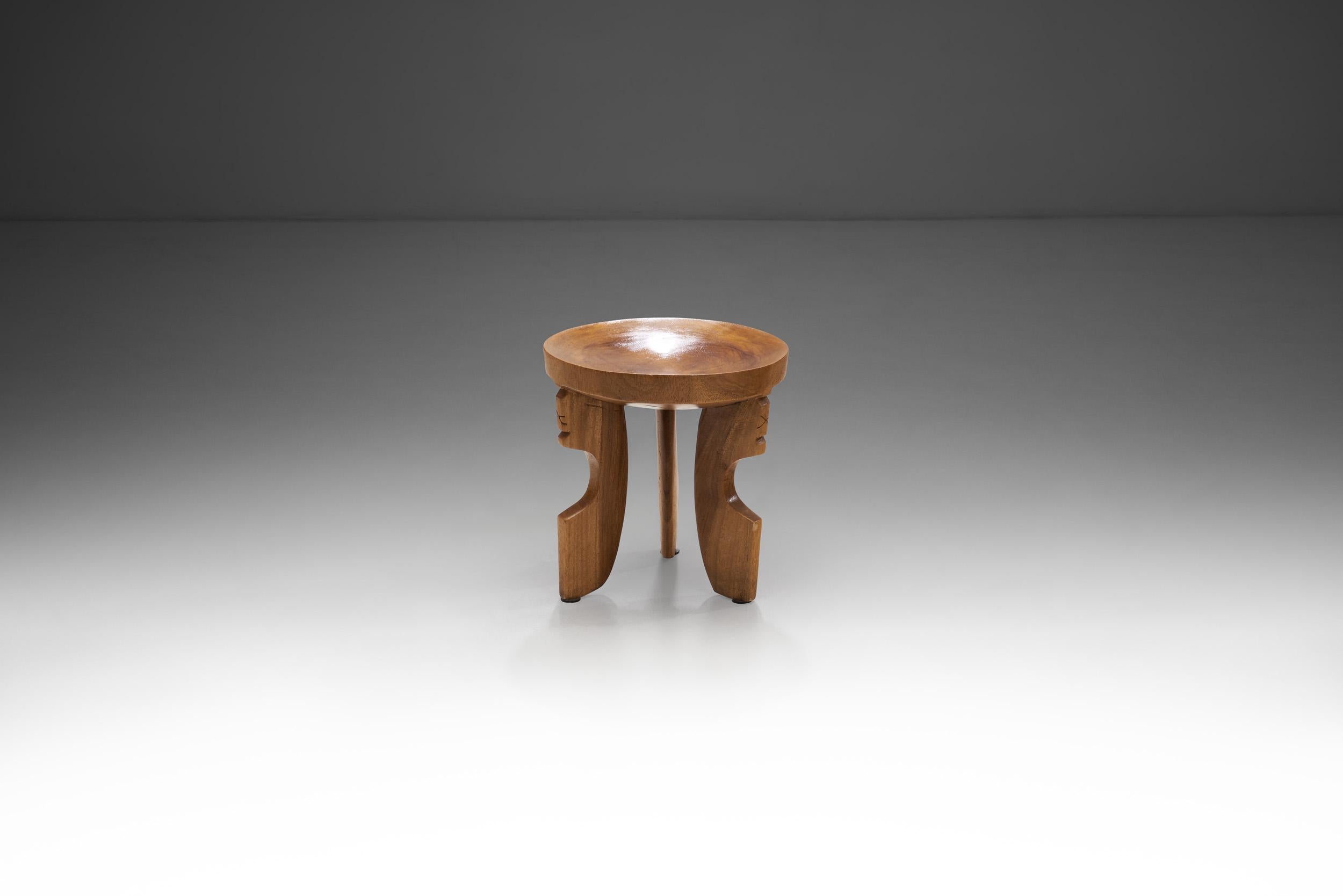Norwegian Wooden Stool with Carved Legs, Norway, Early 20th Century In Good Condition In Utrecht, NL