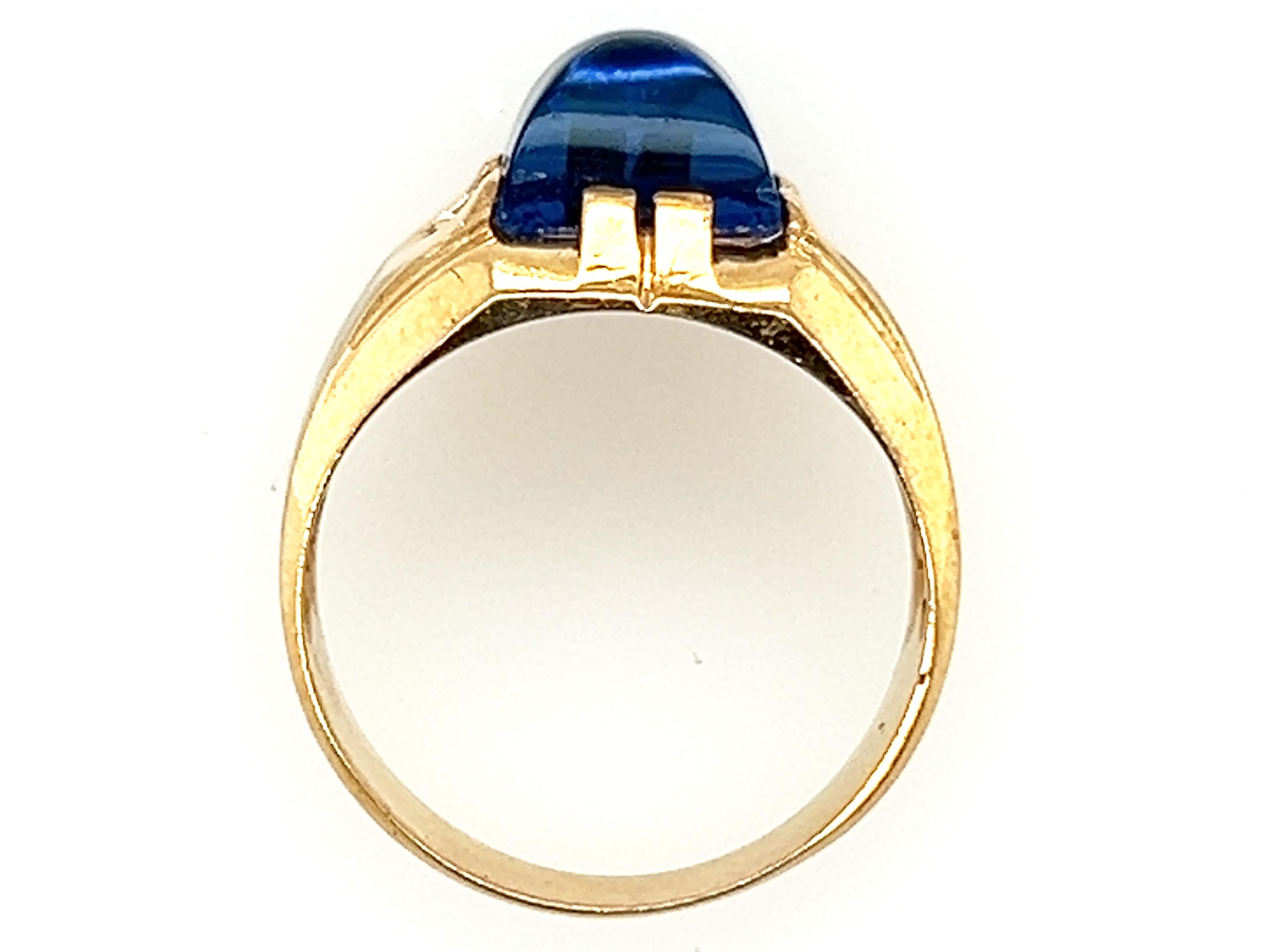 Echtes Original Antik von 1940-1950 NOS 4ct Saphir Gelbgold Retro Cocktail Ring

 

Mit einem 4,00ct Cabochon Lab Created Sapphire Edelstein

Nie getragen, nie verkauft. Gekauft vom Enkel eines Juweliers im Ruhestand. Äußerst seltene Stücke  Wird