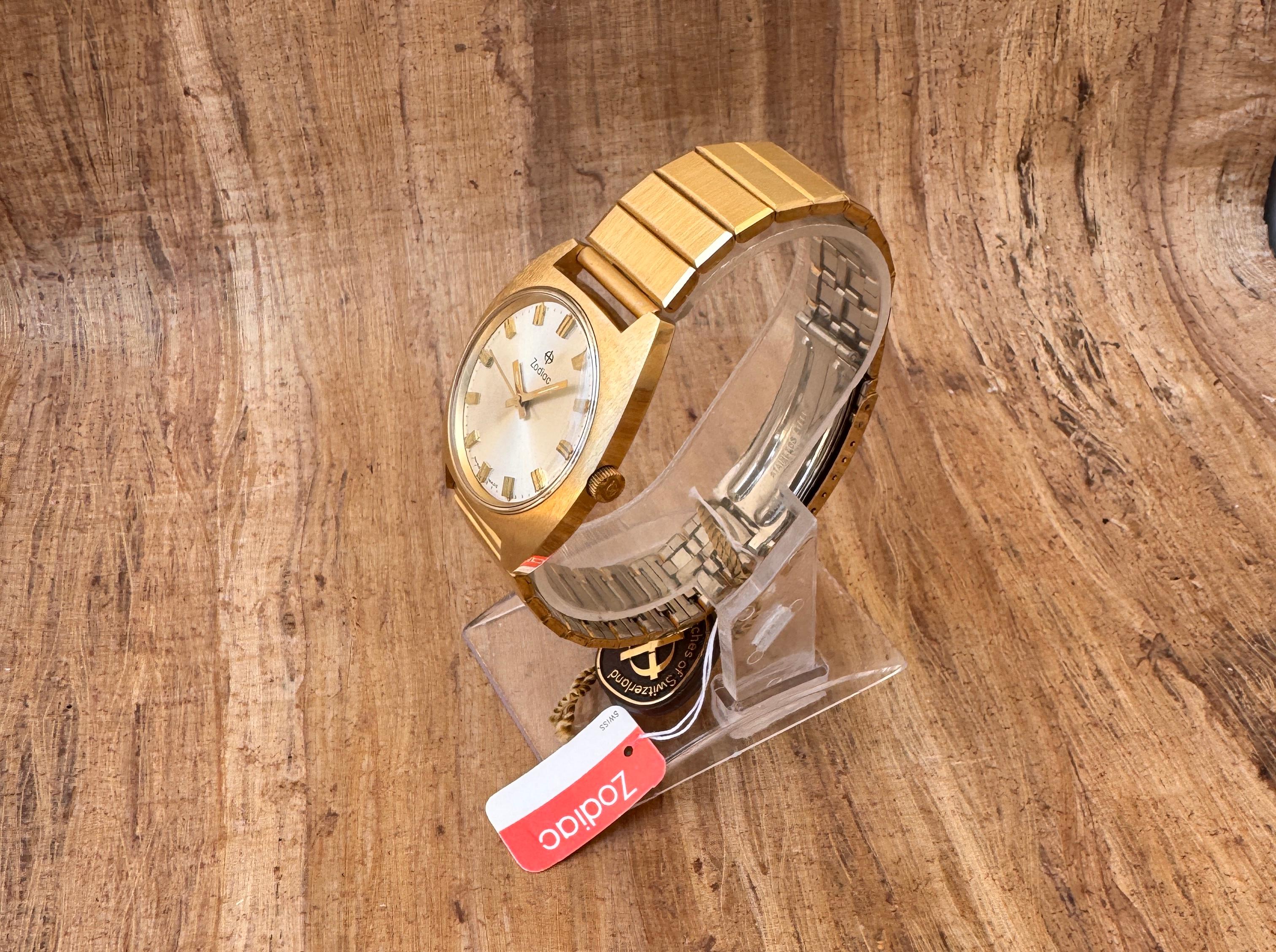 Men's NOS  ZODIAC OLYMPOS 6136133168 Gold Plated Cal61A Automatic In Original Box For Sale