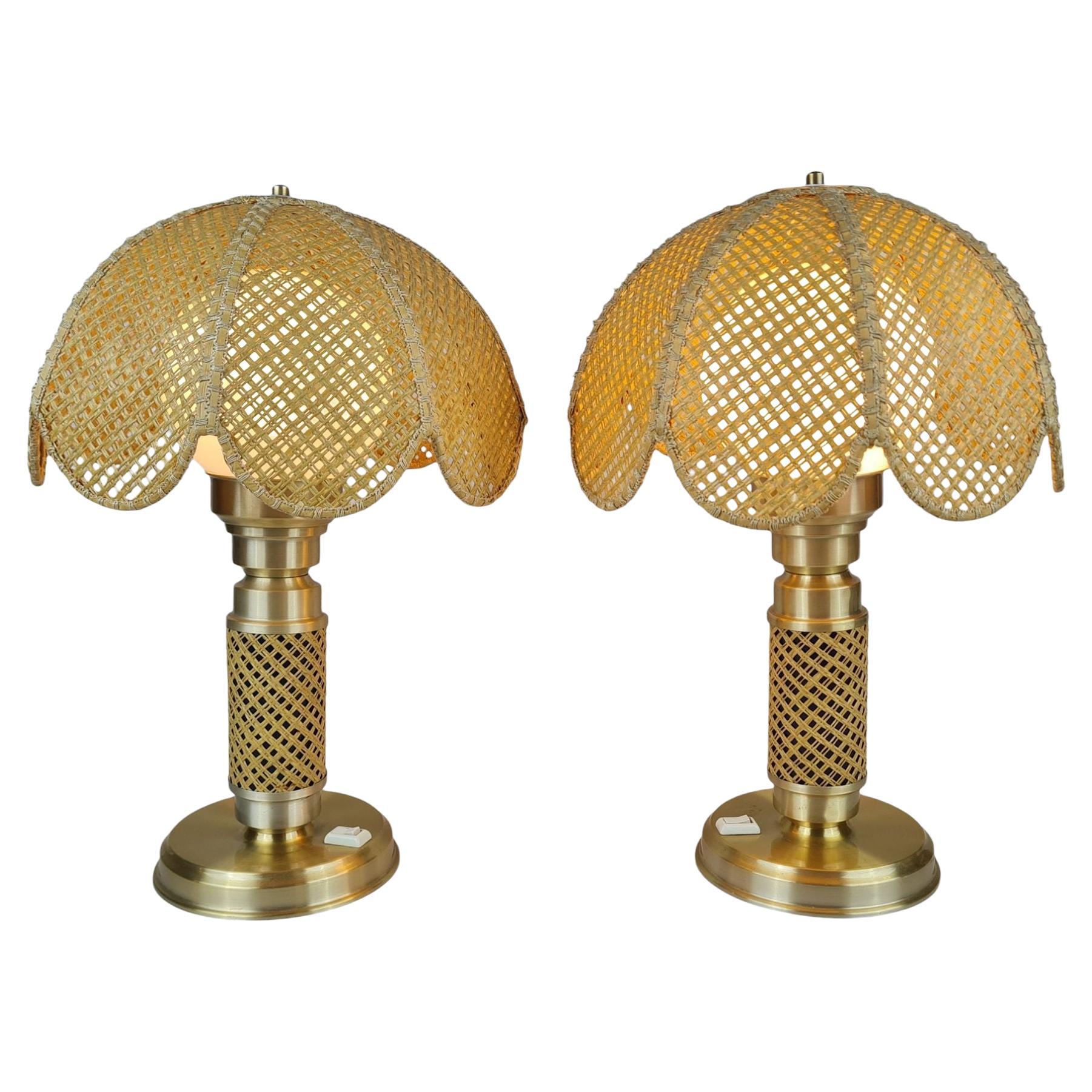 Nostalgica coppia di lampade da tavolo Boho di Ker-Lux, ottone e rattan, Finlandia anni '80 in vendita