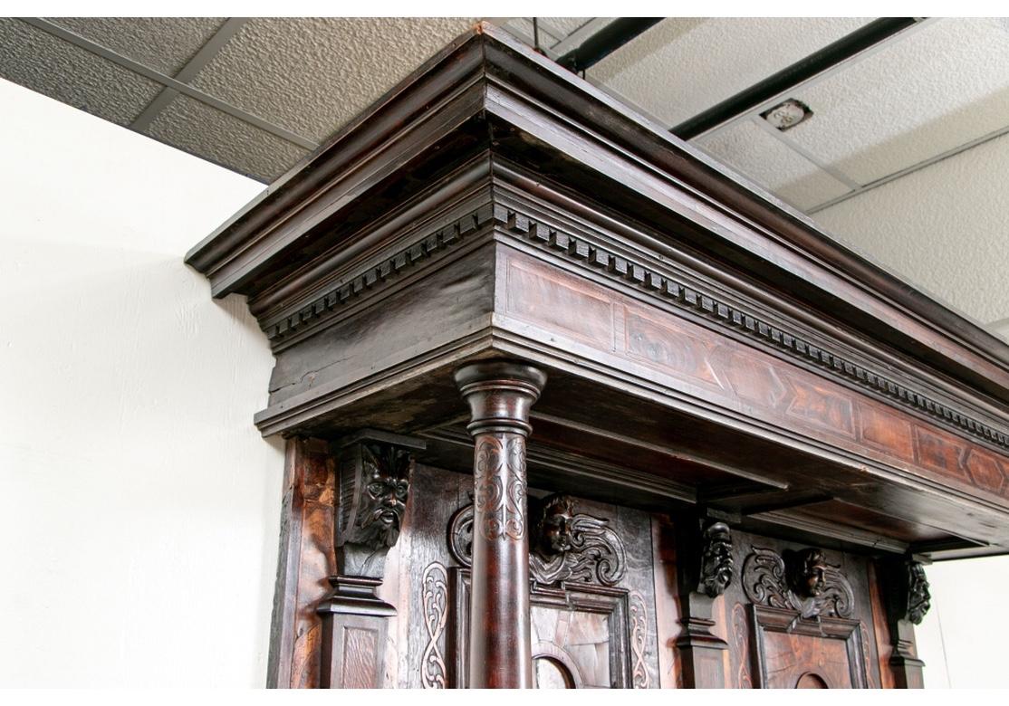 Notable circa 17th Century Carved Walnut Two-Tiered Cabinet in Renaissance Style For Sale 9