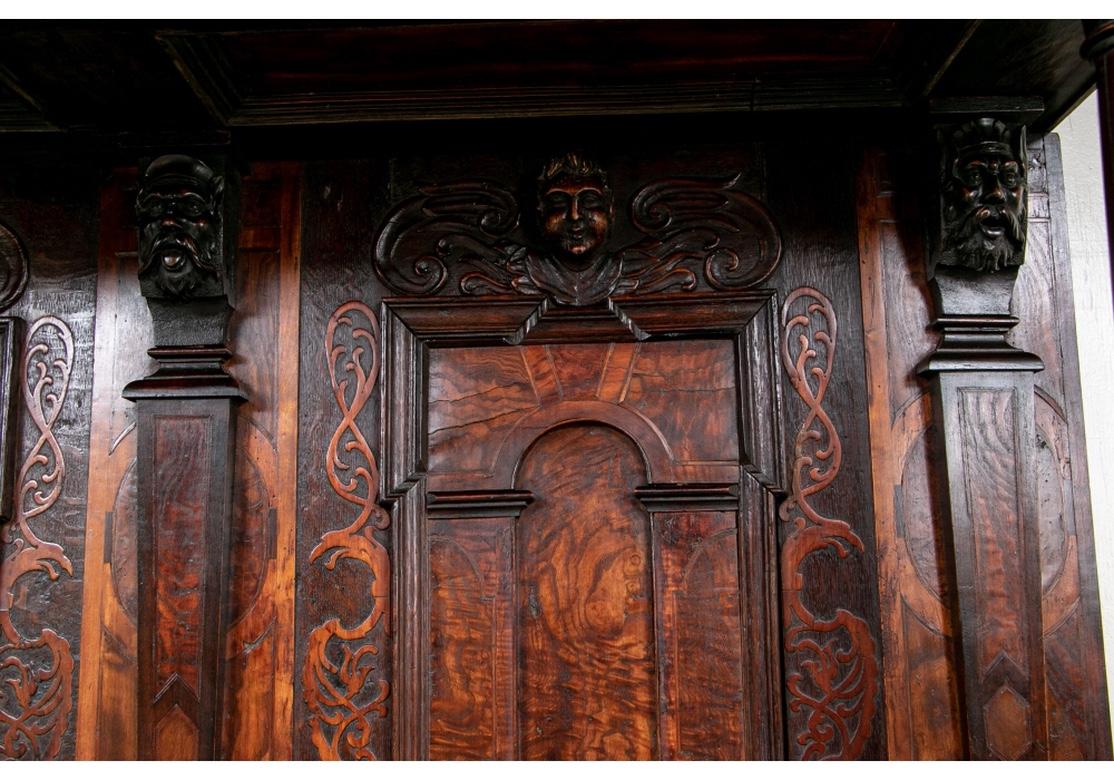 Notable circa 17th Century Carved Walnut Two-Tiered Cabinet in Renaissance Style In Good Condition For Sale In Bridgeport, CT