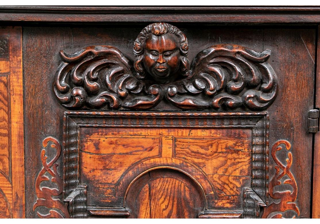 Notable circa 17th Century Carved Walnut Two-Tiered Cabinet in Renaissance Style For Sale 1