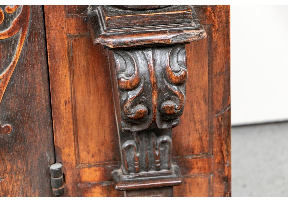 Notable circa 17th Century Carved Walnut Two-Tiered Cabinet in Renaissance Style For Sale 2