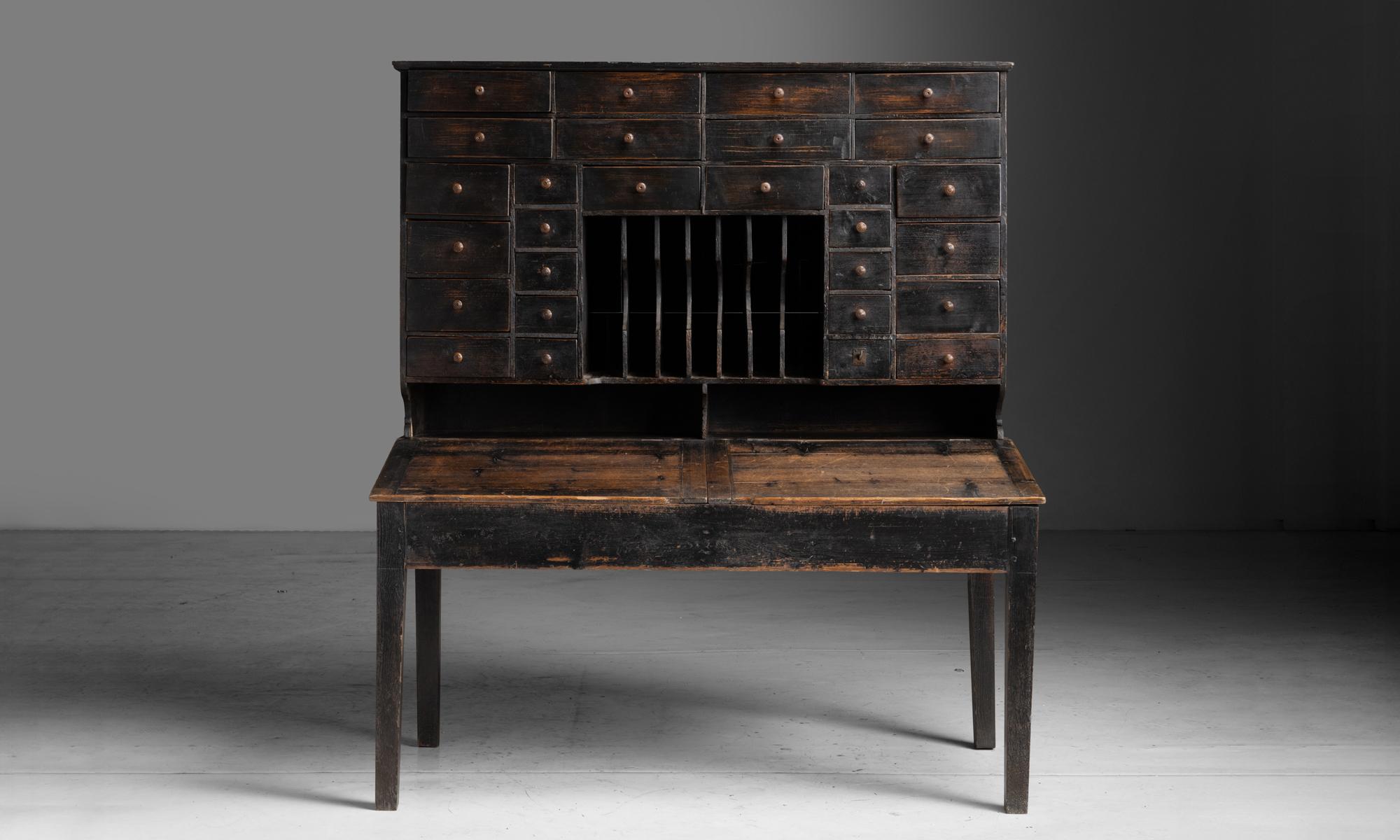 Scrivania di un notaio, Francia, circa 1890 In condizioni buone a Culver City, CA