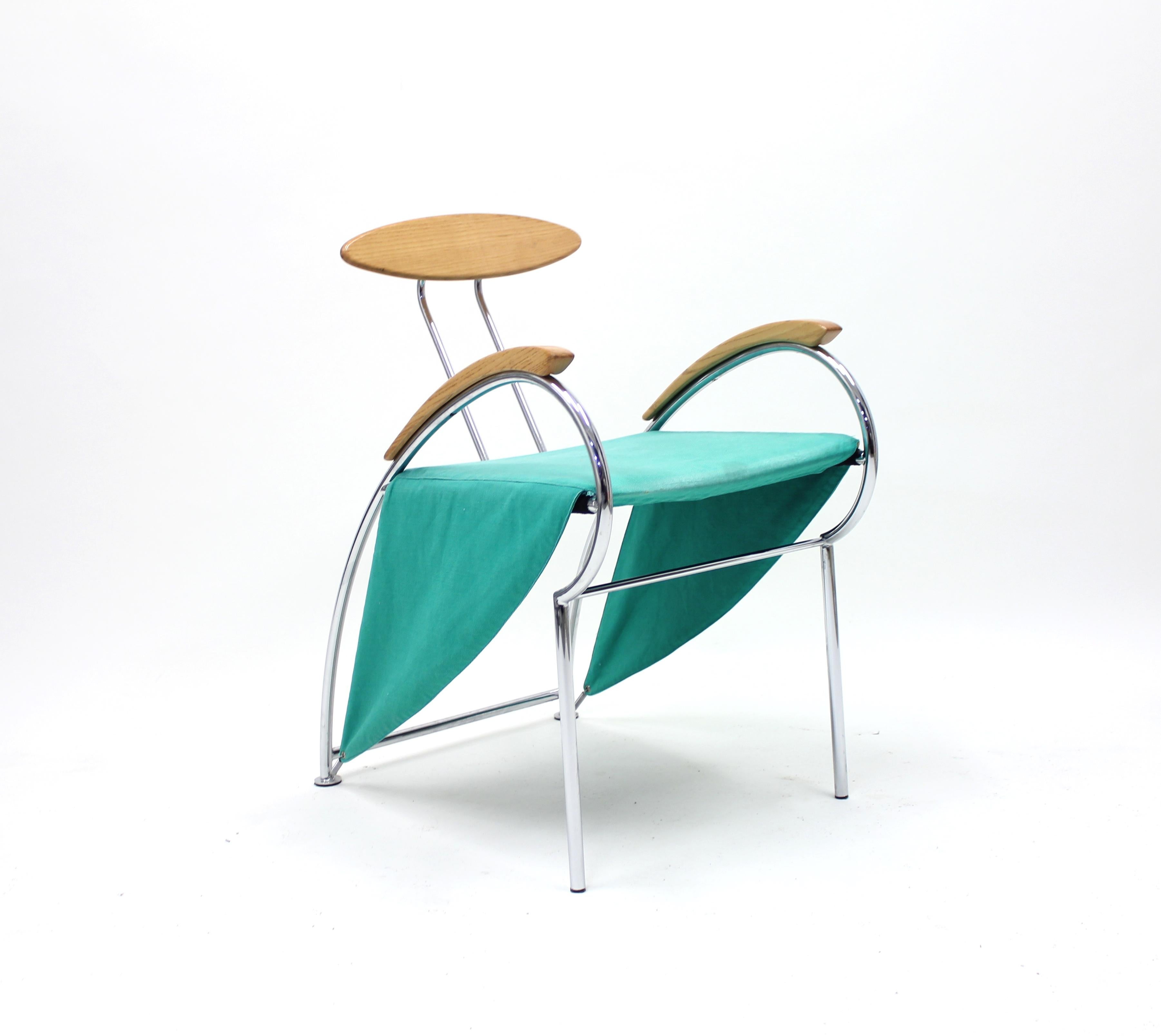 Notorious chair by Massimo Iosa Ghini for Moroso designed in 1988. A true post modernist masterpiece which is quite rare on the market. This piece is an early example in an untouched original condition. Light stain on the seat, otherwise in a very