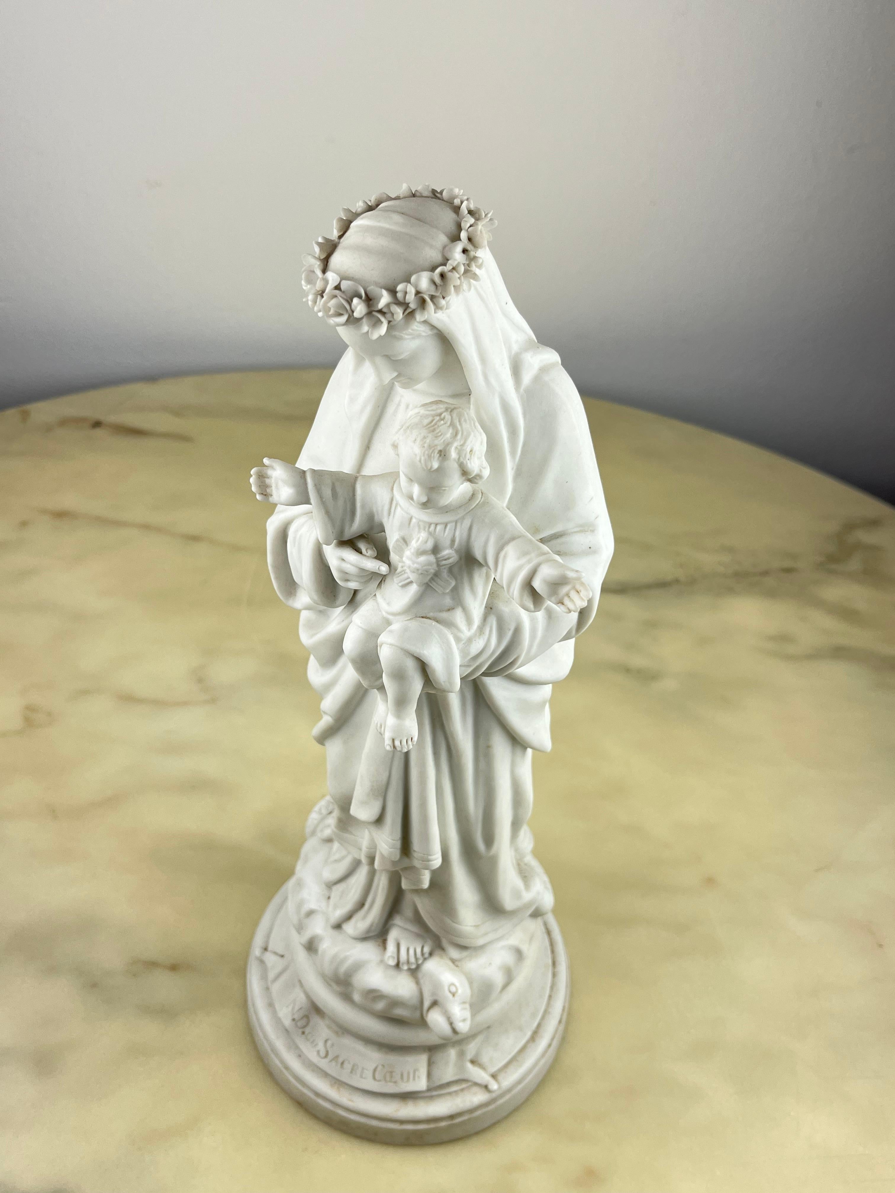 Other Notre Dame du Sacré Coeur Porcelain Statue, Made in Italy, 1930s For Sale