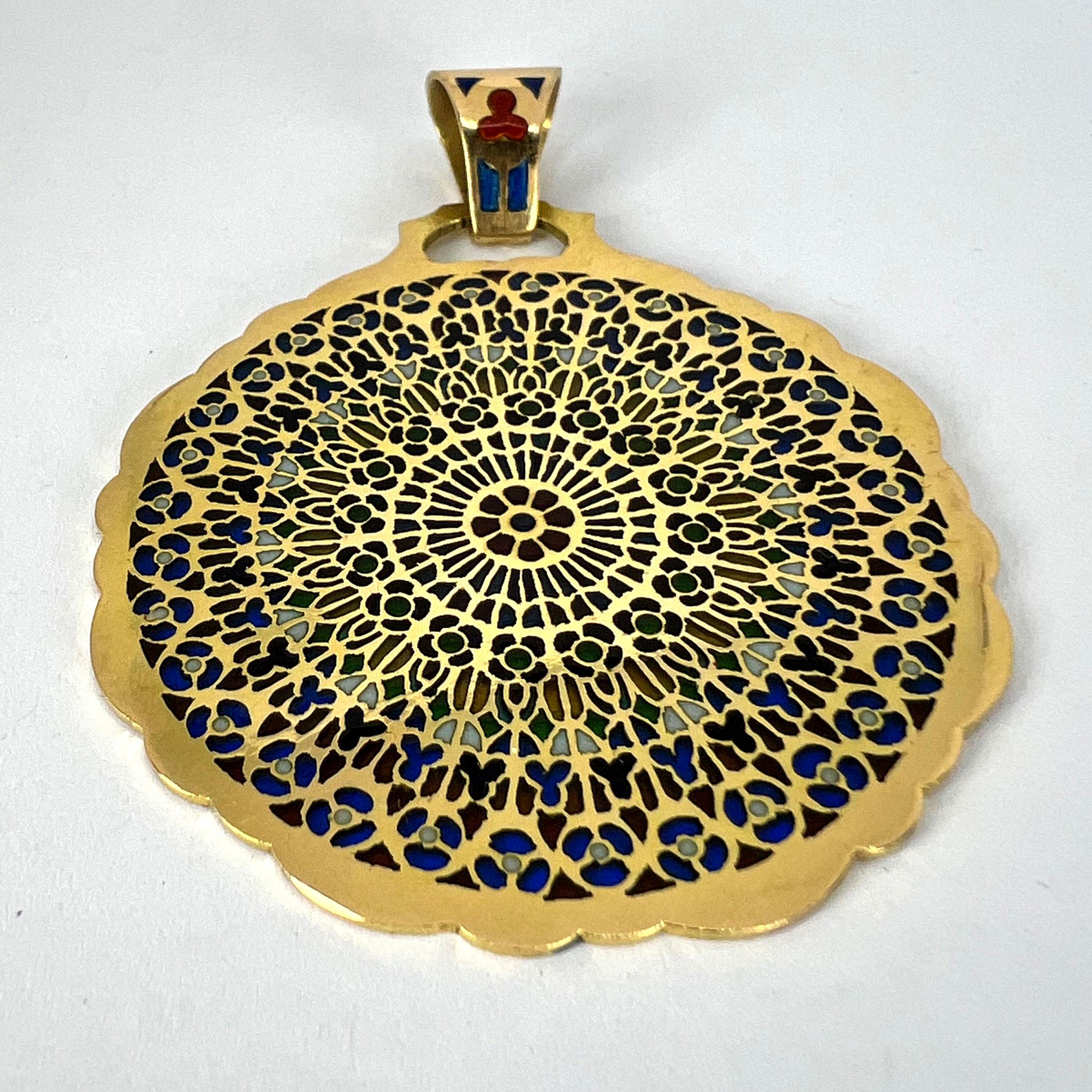 Notre Dame Paris Rose Window Plique A Jour Enamel 18K Yellow Gold Pendant Medal For Sale 11