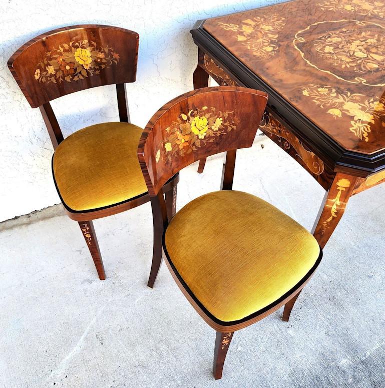 Notturno Intariso Casino Game Table Chairs Italian In Good Condition For Sale In Lake Worth, FL