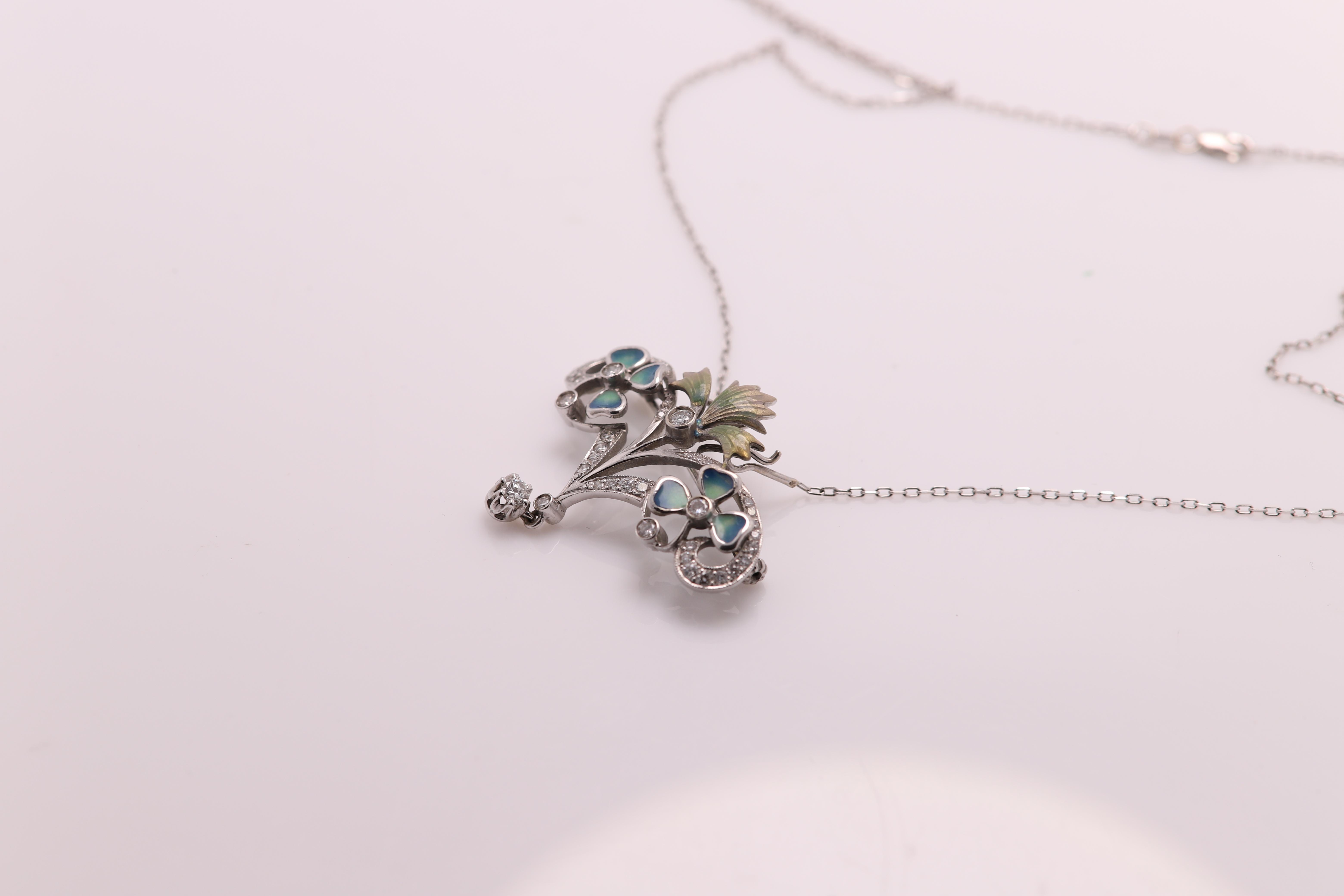 Art Nouveau Enamel and Diamond Necklace Brooch 18 Karat Gold Flower Style  For Sale 3