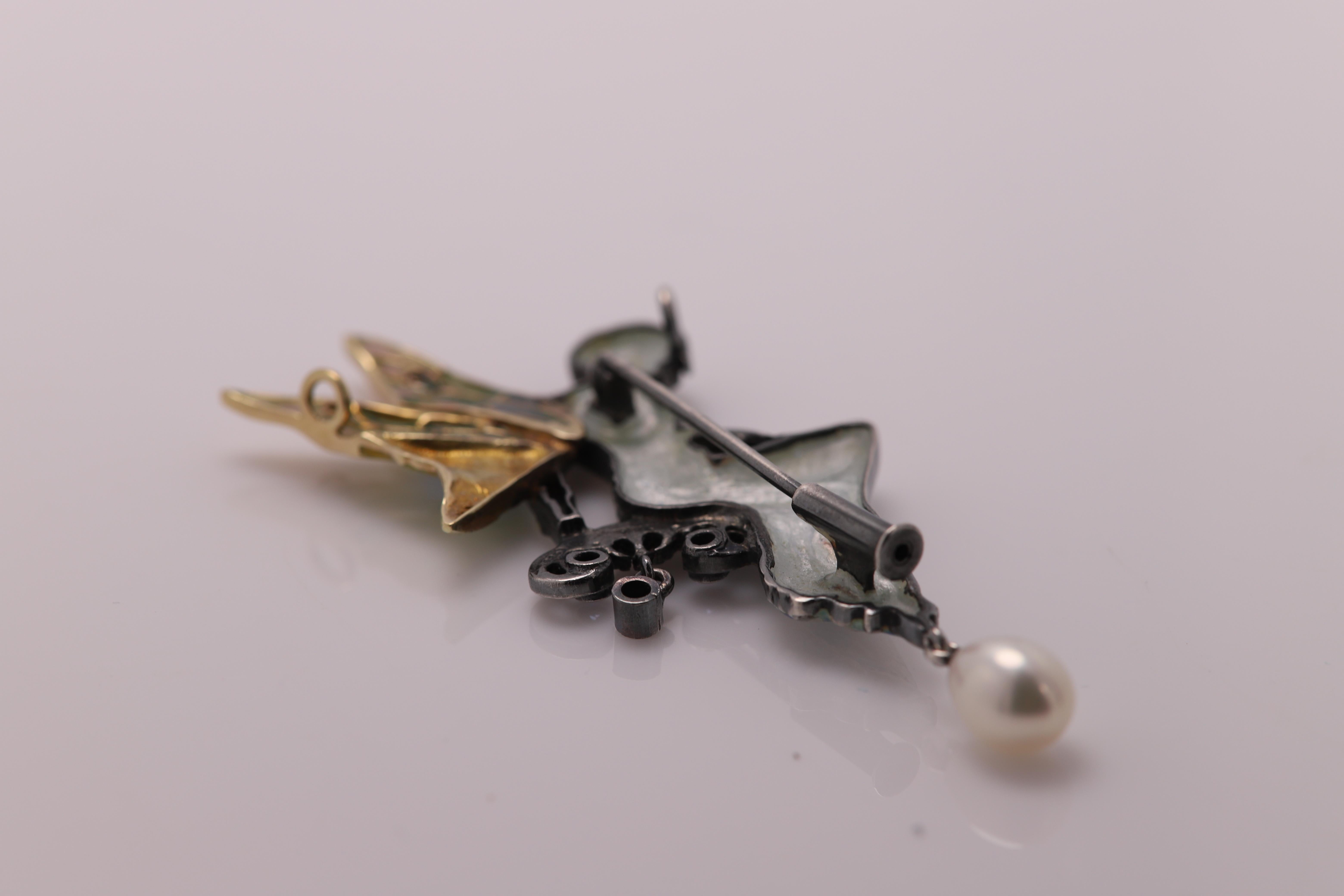 Men's Nouveau 1910 Enamel Brooch Necklace Silver and 18 Karat Gold Fairy Lady Style For Sale