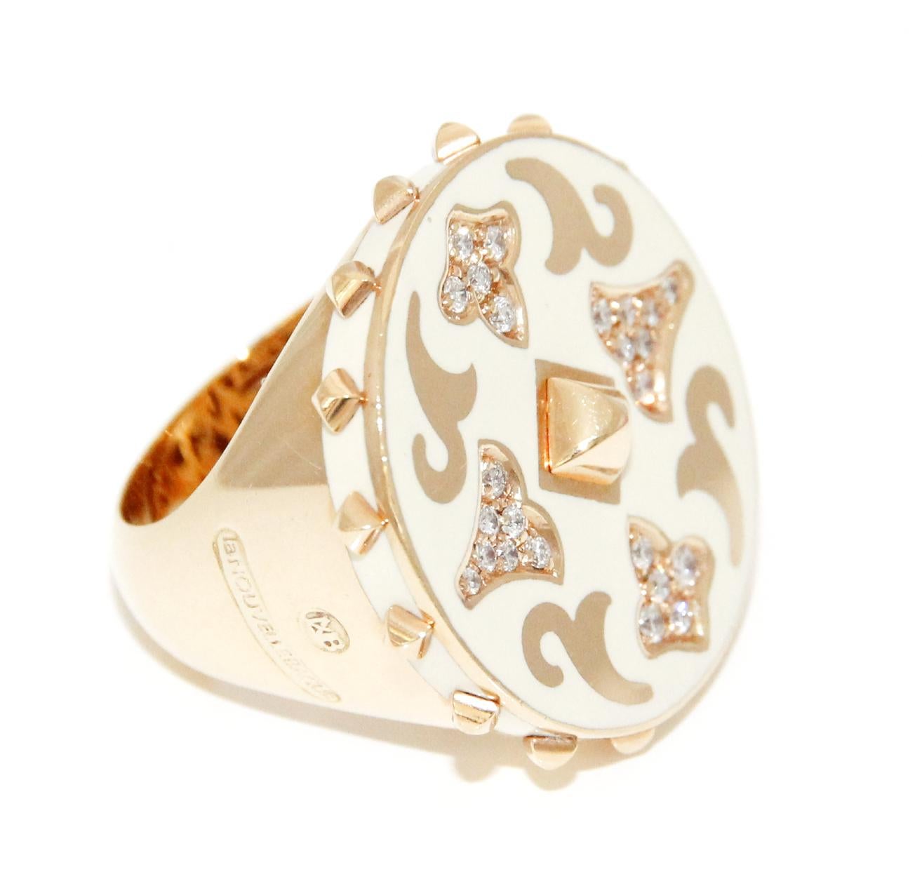 Brilliant Cut Nouvelle Bague 18K Rose Gold, Diamonds and Enamel Ring For Sale