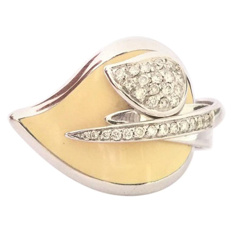Nouvelle Bague Enamel and Diamond Leaf Ring A2410BIN For Sale