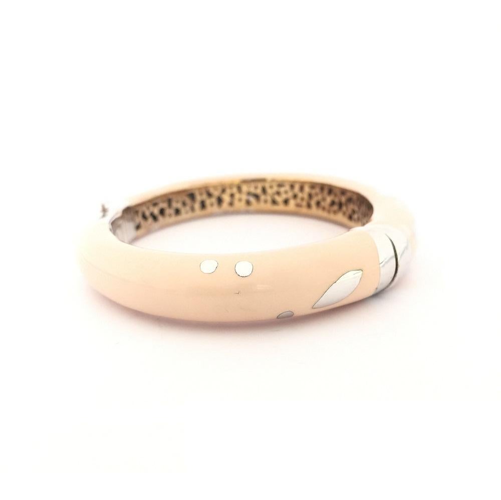 Nouvelle Bague Enamel and 18k White and yellow Gold 
Size medium 
B672BX