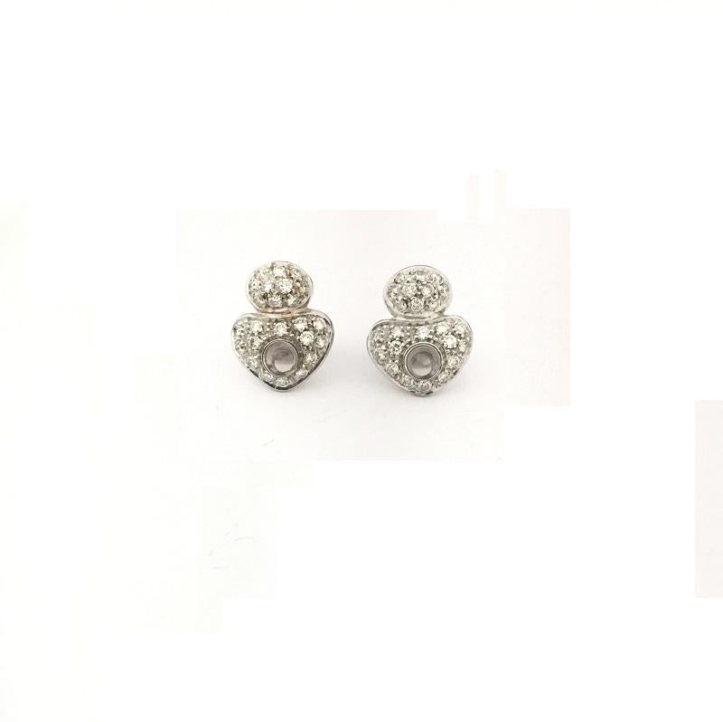 Nauvelle Bague Diamond Earring in 18k White Gold
Diamonds 0.53 carat total weight 
Pose Back 
O611