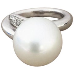 Nouvelle Bague Pearl and Diamond Ladies Ring A1821