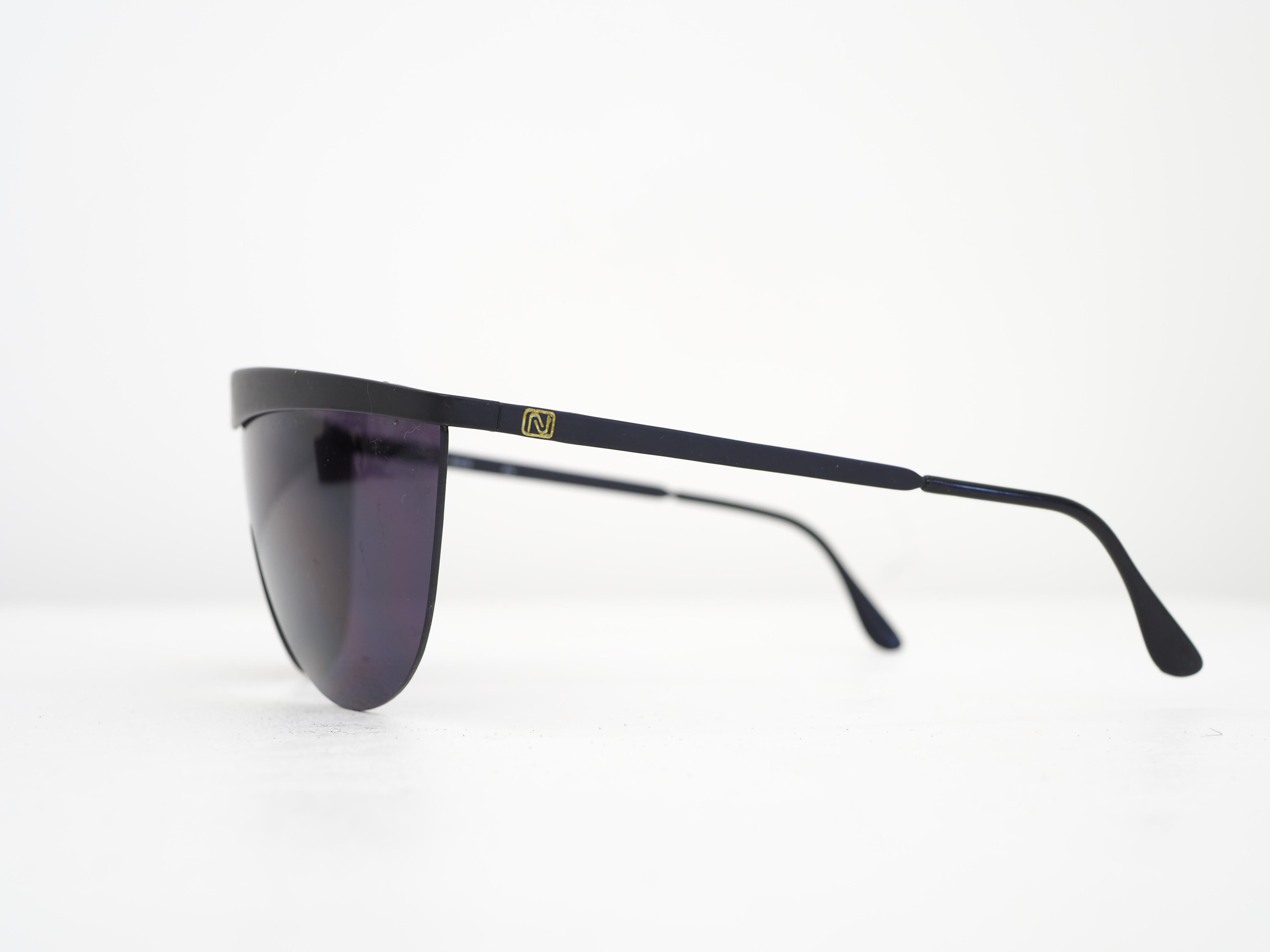 Nouvelle vintage black sunglasses In Good Condition In Capri, IT