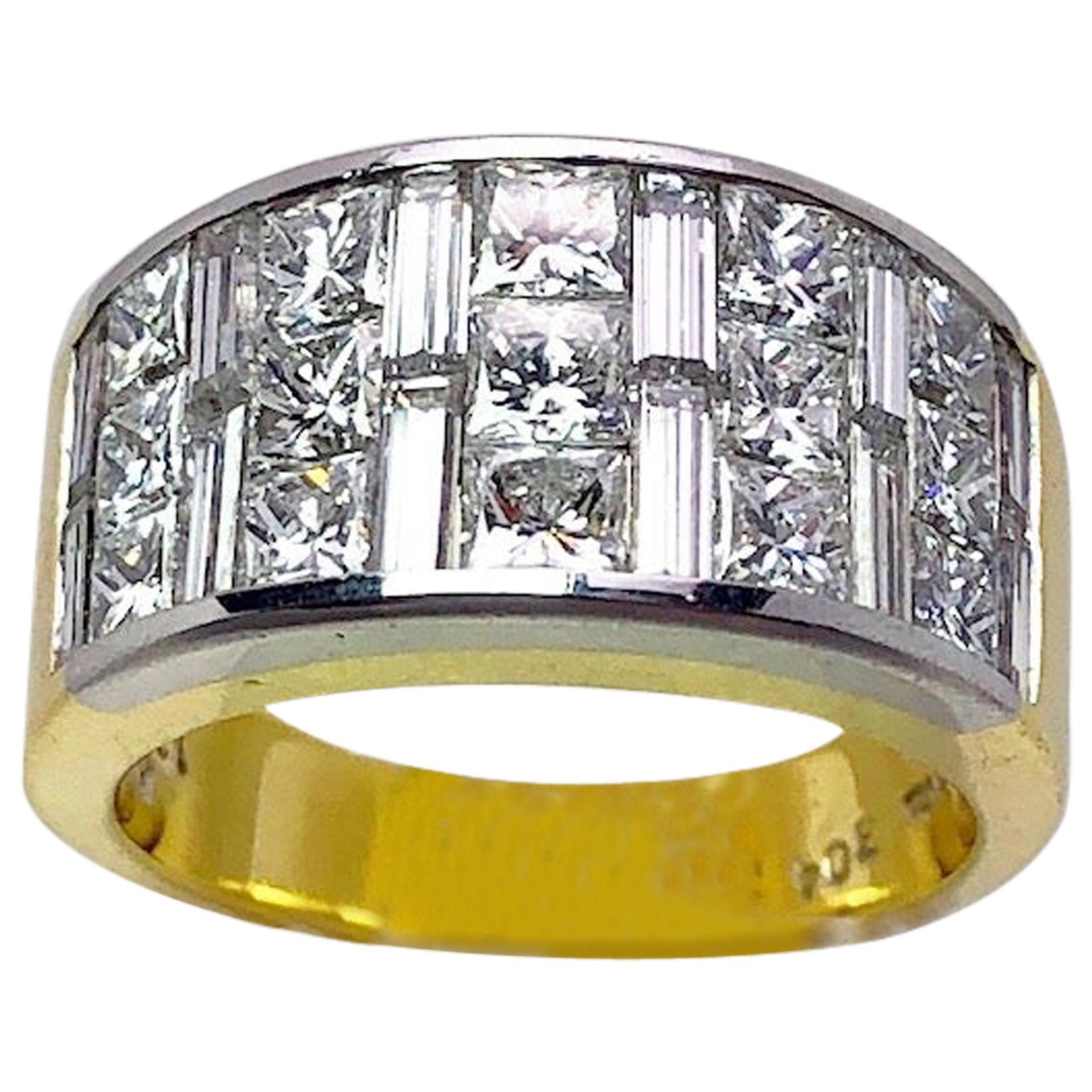 Nova 18KT Gold and Platinum 2.59 Carat Princess and Baguette Cut Diamond Ring For Sale