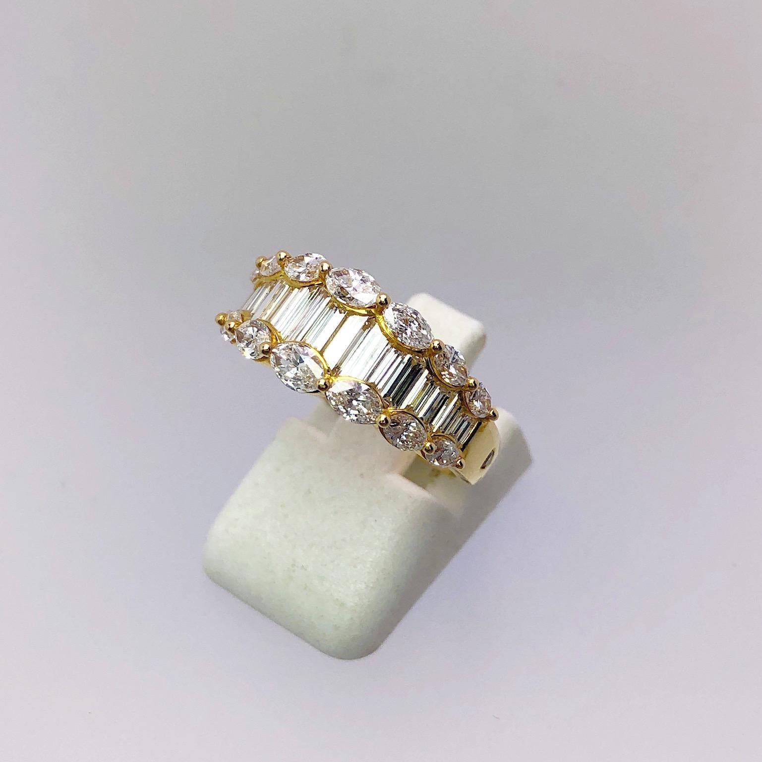 Contemporary Nova 18 Karat Yellow Gold, 2.33 Carat Baguette and Marquise Diamond Ring For Sale