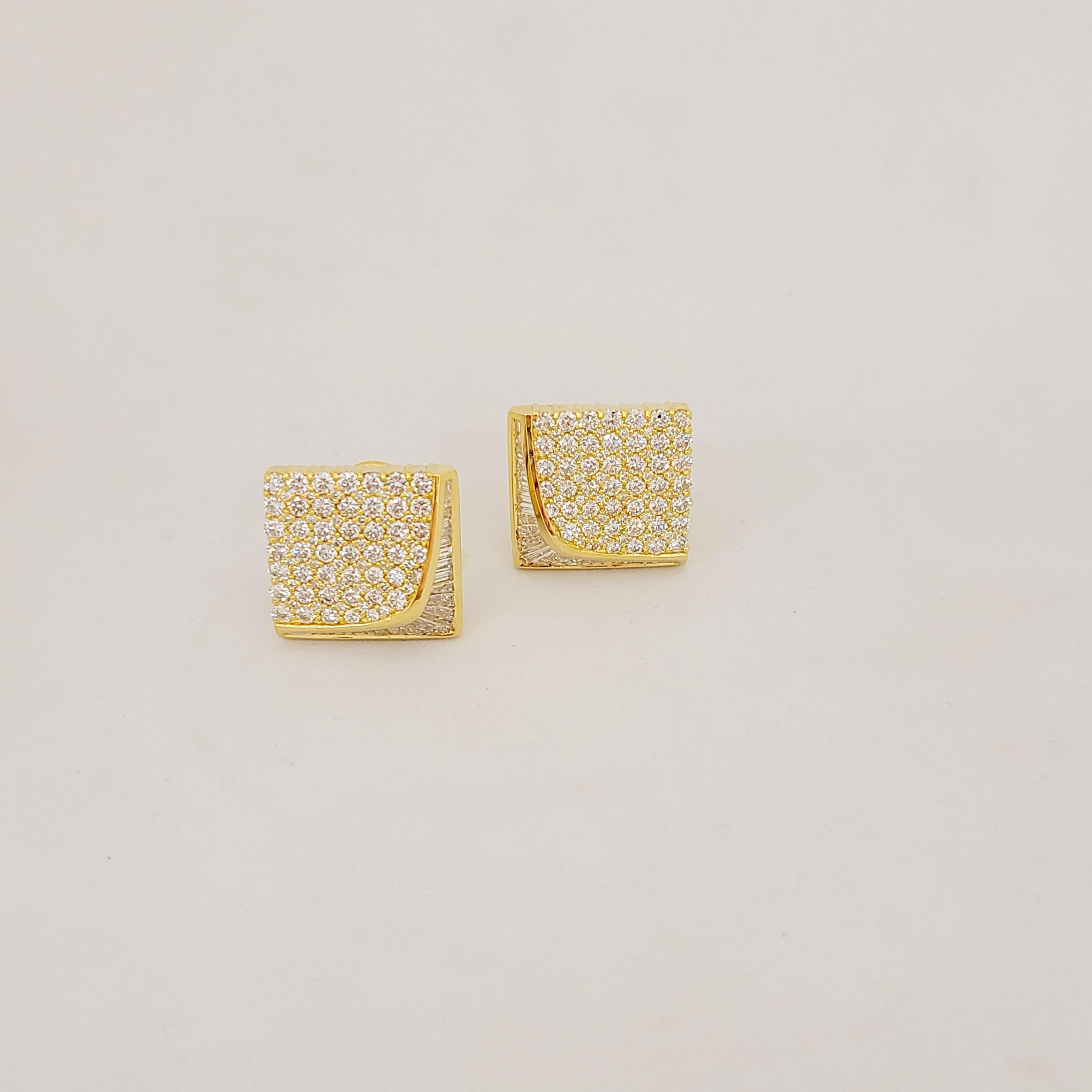 Baguette Cut Nova 18 Karat Yellow Gold, 6.88 Carat Diamond Square Shaped Earrings For Sale