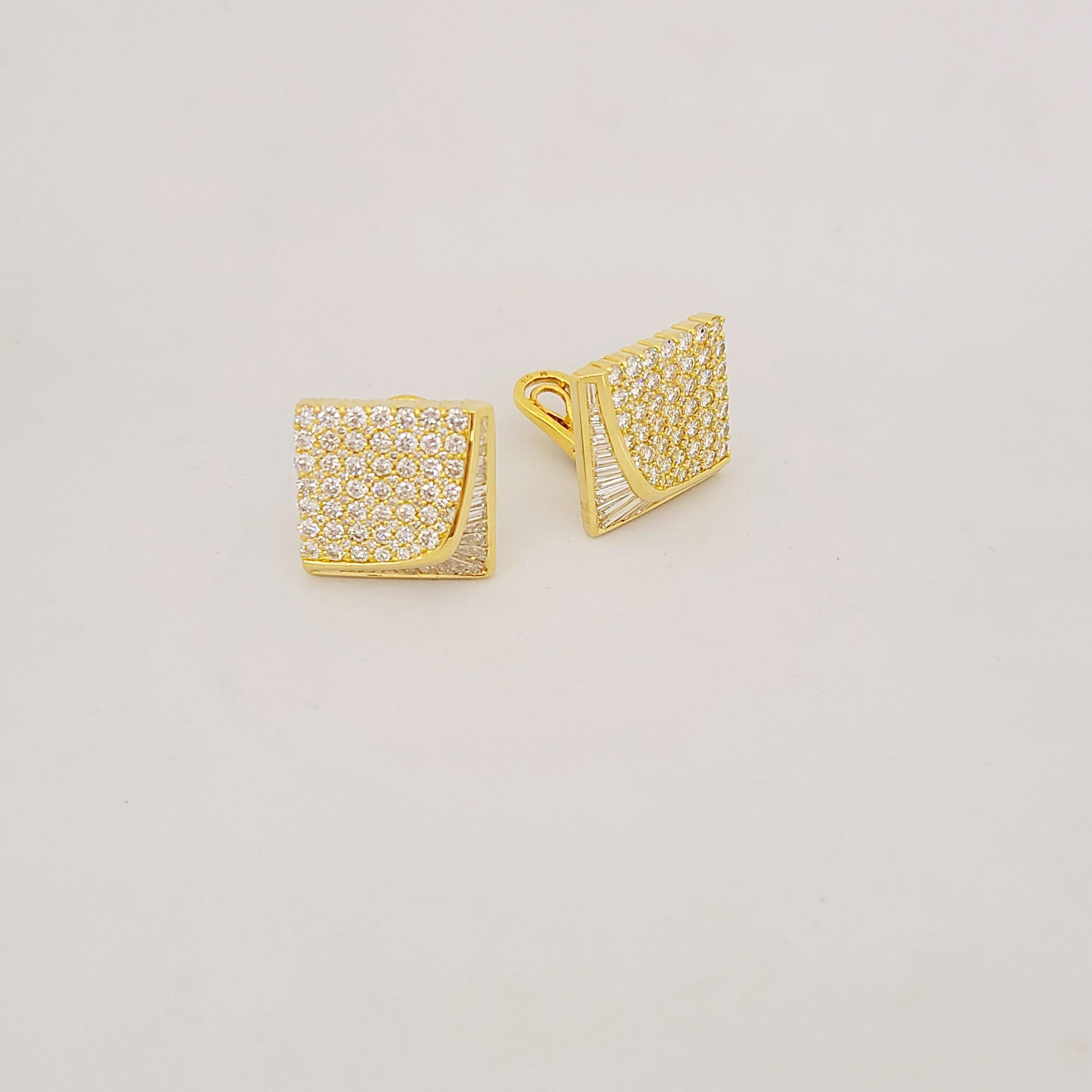 Nova 18 Karat Yellow Gold, 6.88 Carat Diamond Square Shaped Earrings In New Condition For Sale In New York, NY