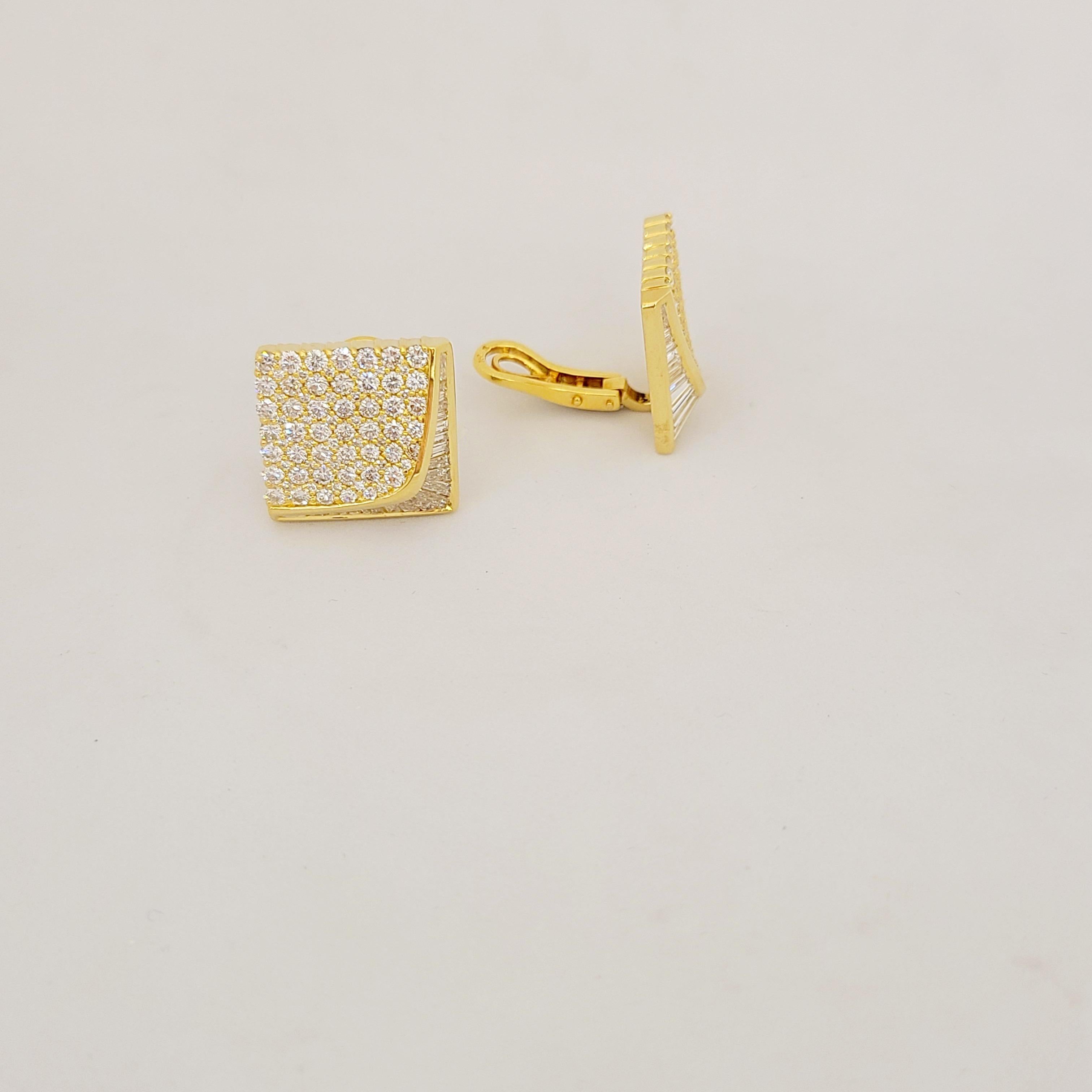 Women's or Men's Nova 18 Karat Yellow Gold, 6.88 Carat Diamond Square Shaped Earrings For Sale