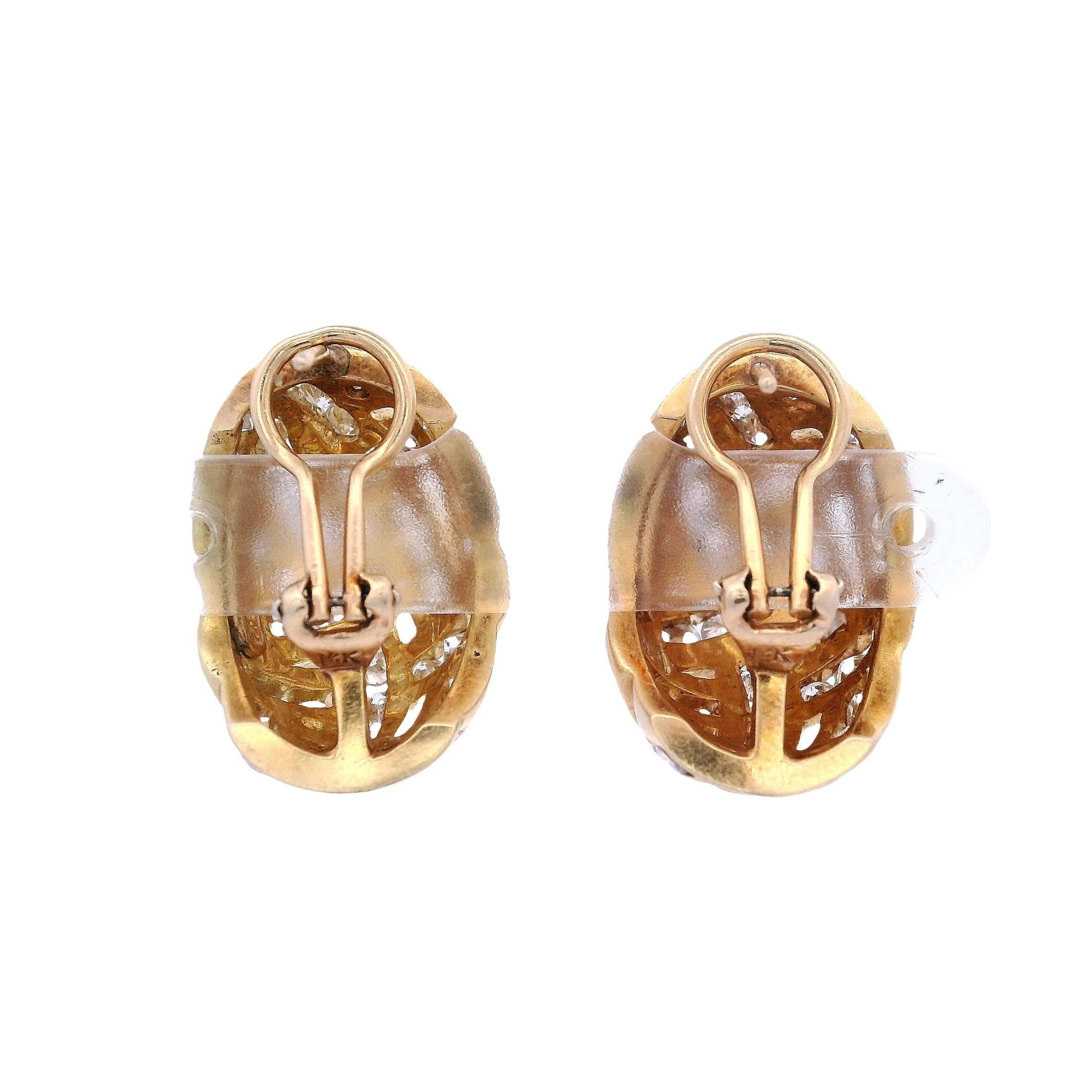 Orecchini a cerchio in oro giallo 18kt Nova con 4,20 carati di diamanti in vendita 2