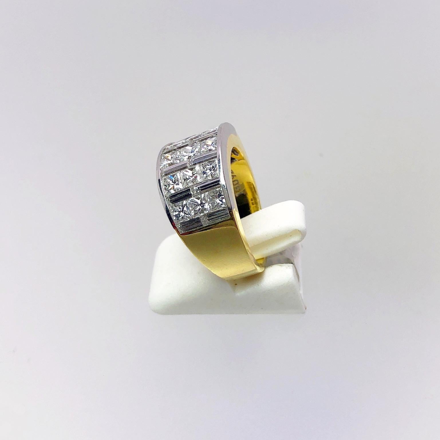 Nova 18KT Gold und Platin 2,59 Karat Diamantring mit Prinzessinnen- und Baguetteschliff (Carréschliff) im Angebot