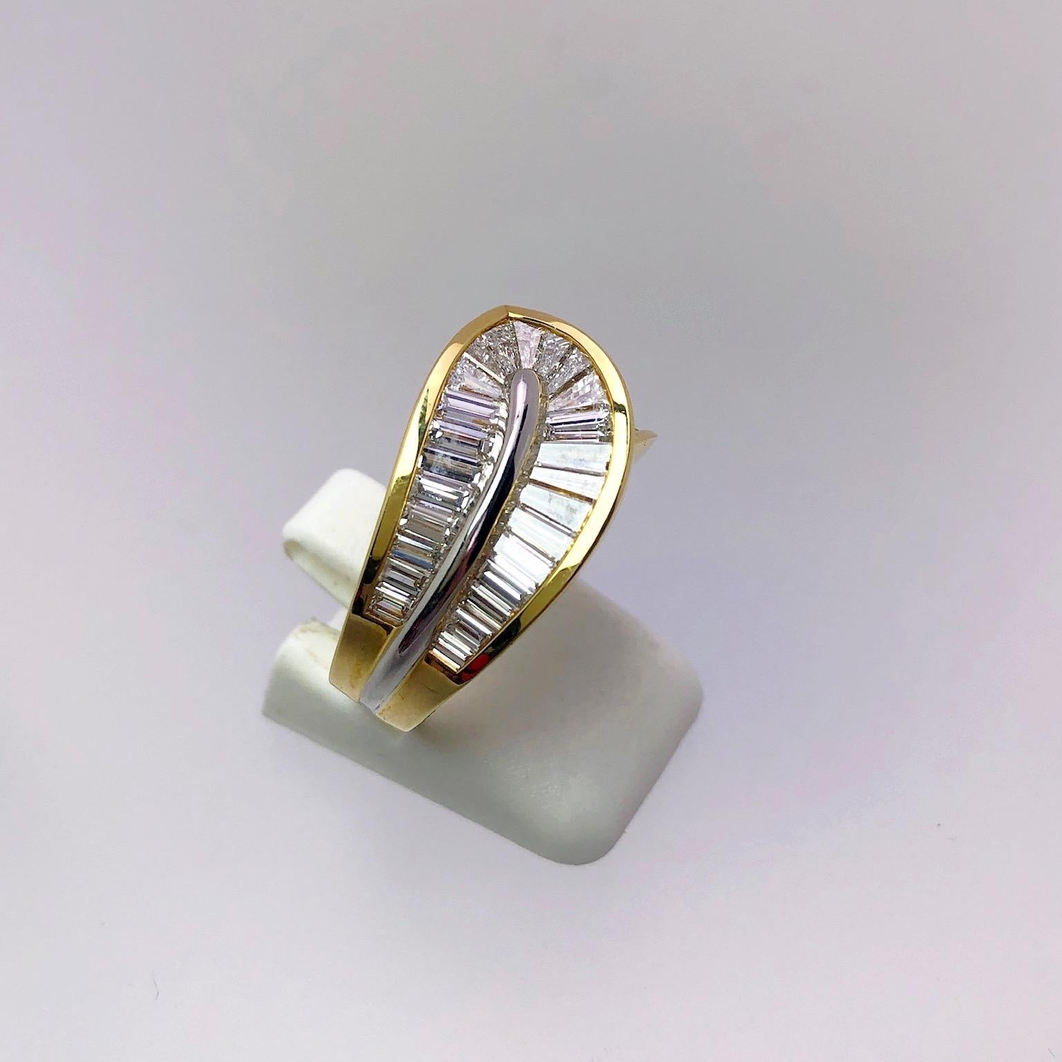 Nova 18 Karat Yellow Gold and Platinum 2.75 Carat Diamond Baguette Ring For Sale 1