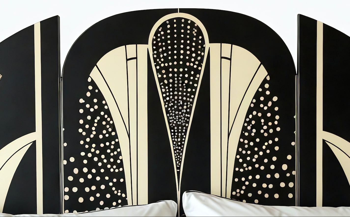 Nova Arc Headboard by Artisanal In New Condition For Sale In New York, NY