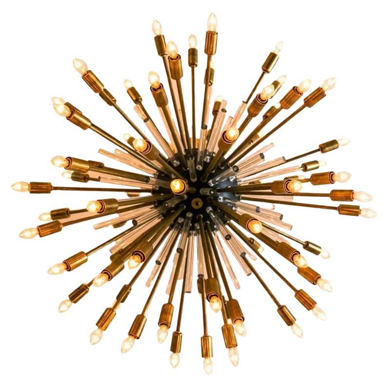 Lustre Nova de Downtown, laiton naturel, bronze huilé, Lucite, 74 lampes en vente