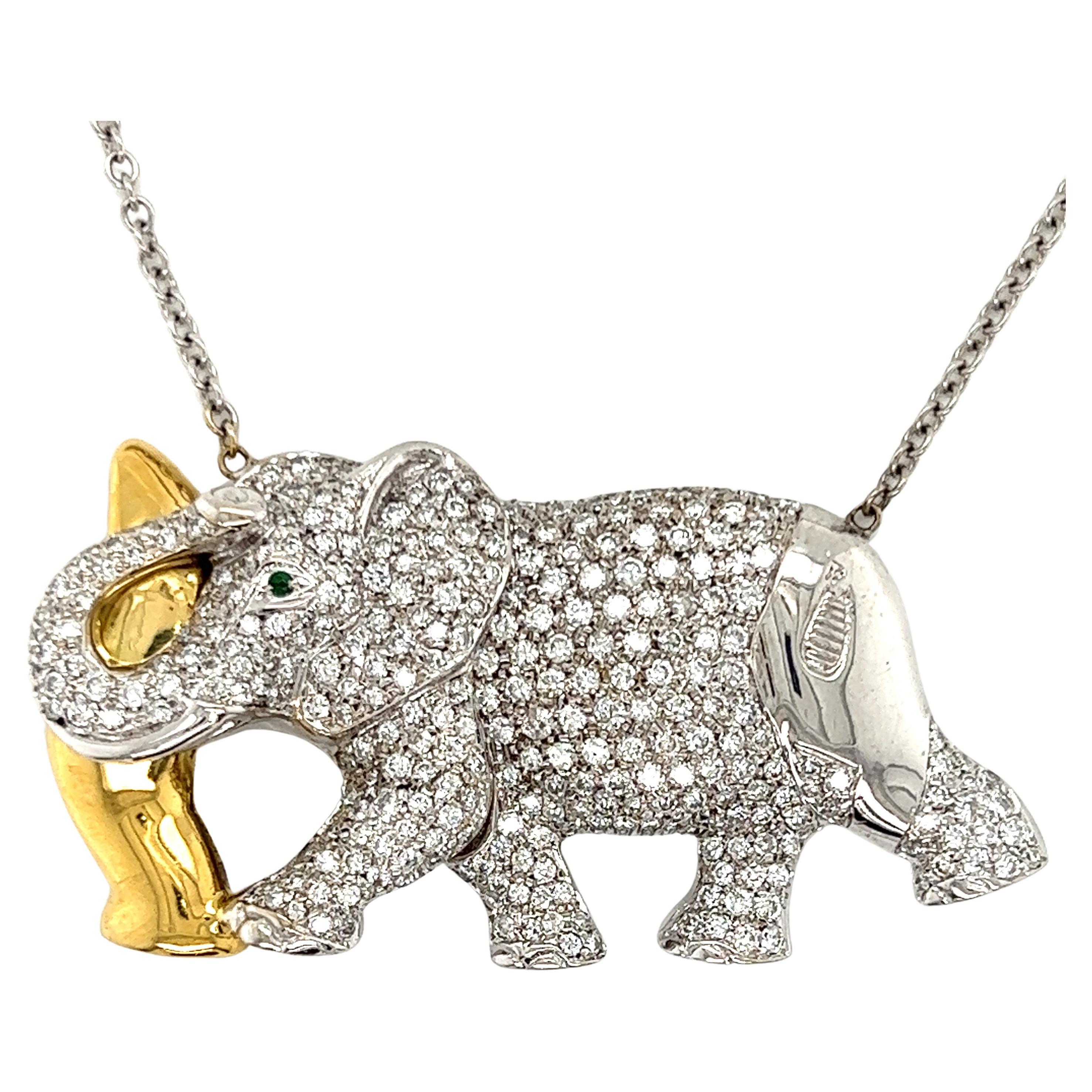 Nova Diamonds & Emerald 18k Two Tone Gold Elephant Pendant Necklace  For Sale