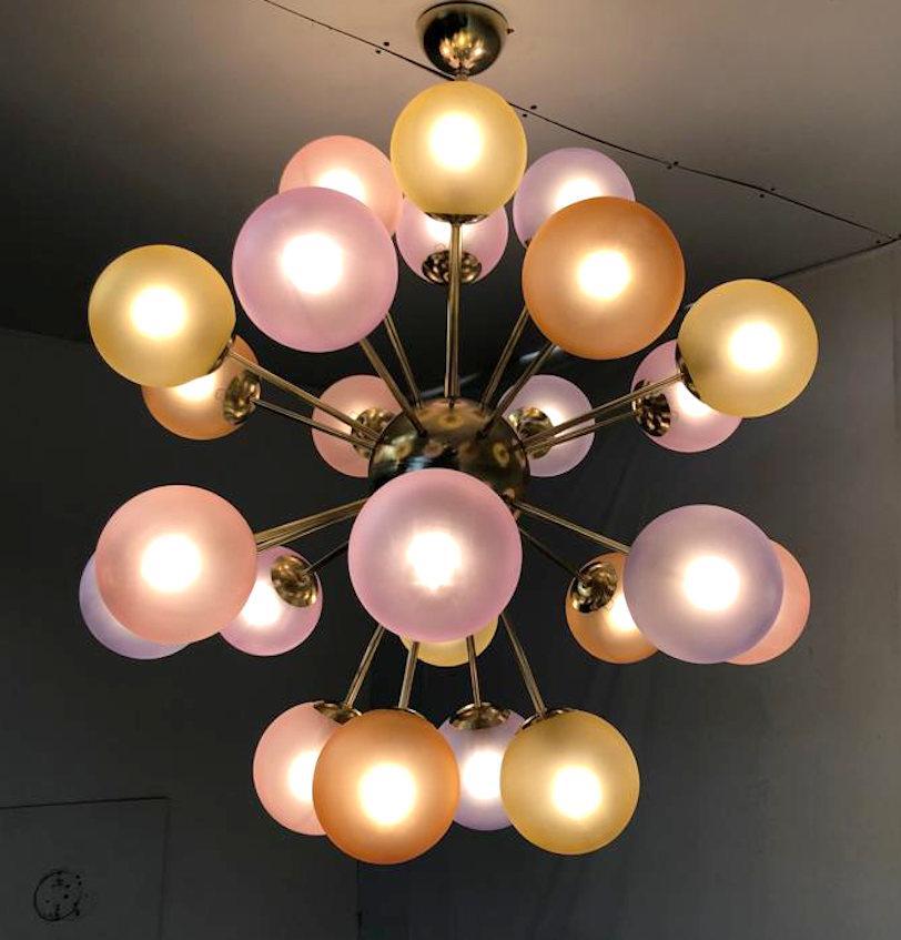 Araña Nova Sputnik de Fabio Ltd Moderno de mediados de siglo en venta