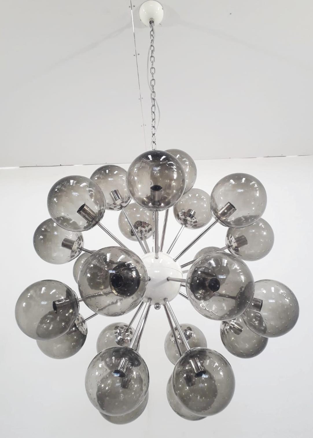 Mid-Century moderno Lampadario Nova Sputnik di Fabio Ltd in vendita