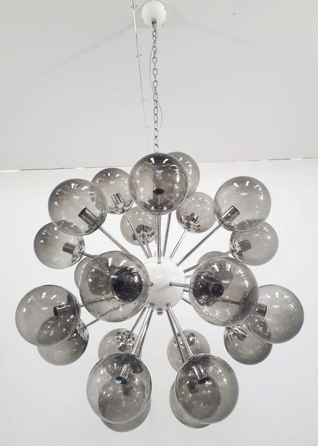 Mid-Century moderno Lampadario Nova Sputnik di Fabio Ltd in vendita