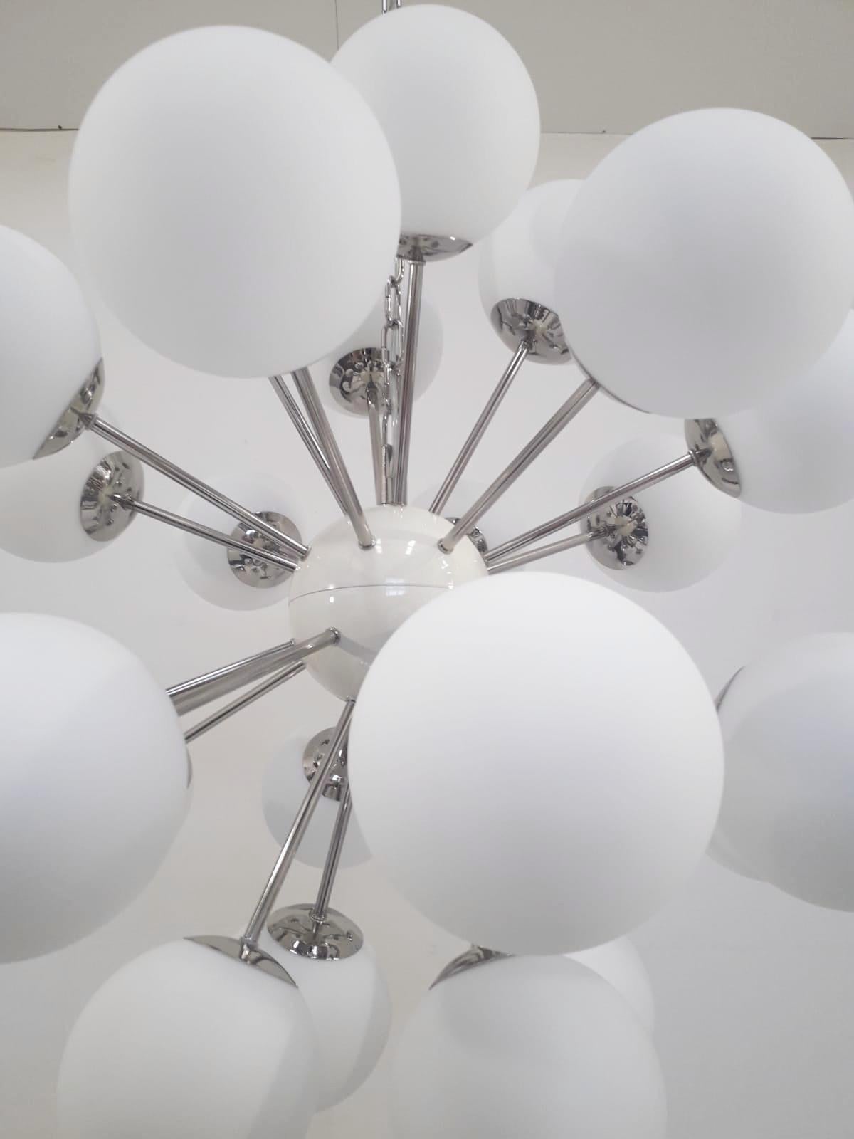 Lucidato Lampadario Nova Sputnik di Fabio Ltd in vendita