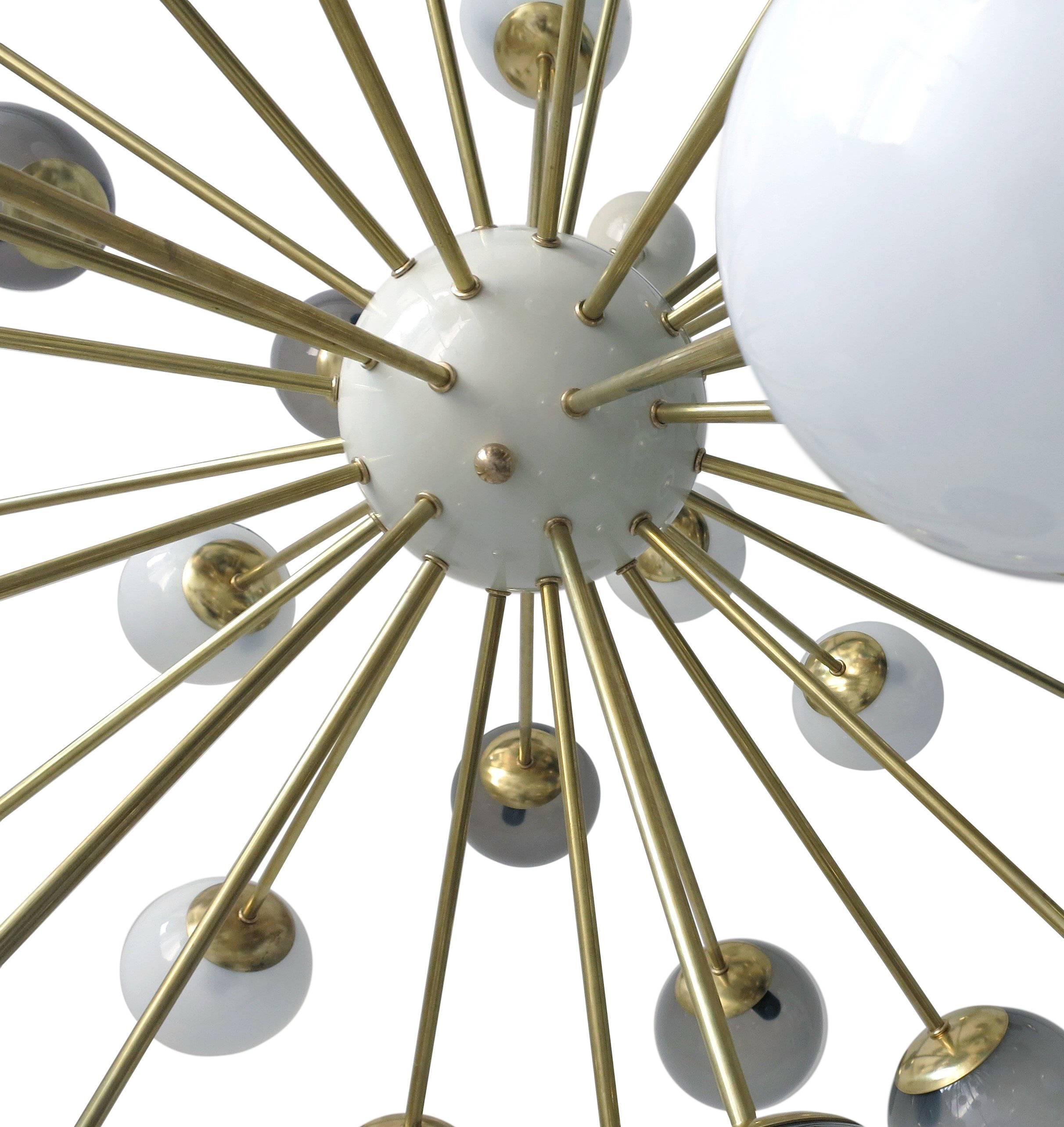 Lucidato Lampadario Nova Sputnik di Fabio Ltd in vendita