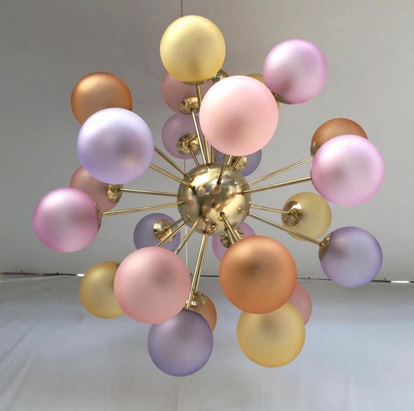 Araña Nova Sputnik de Fabio Ltd Latón en venta