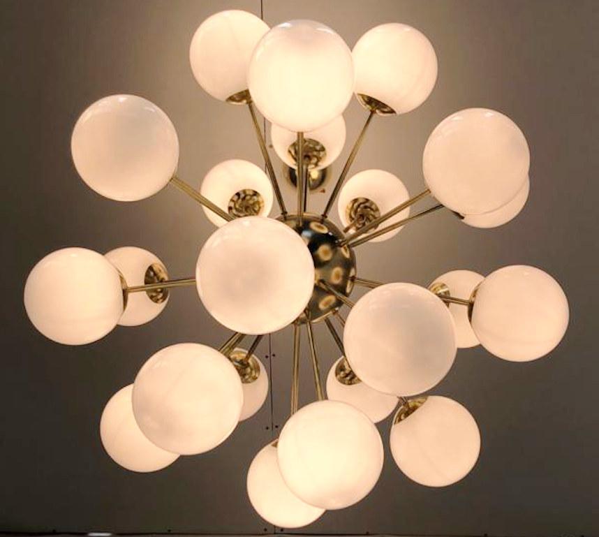 Lampadario Nova Sputnik di Fabio Ltd in vendita 2