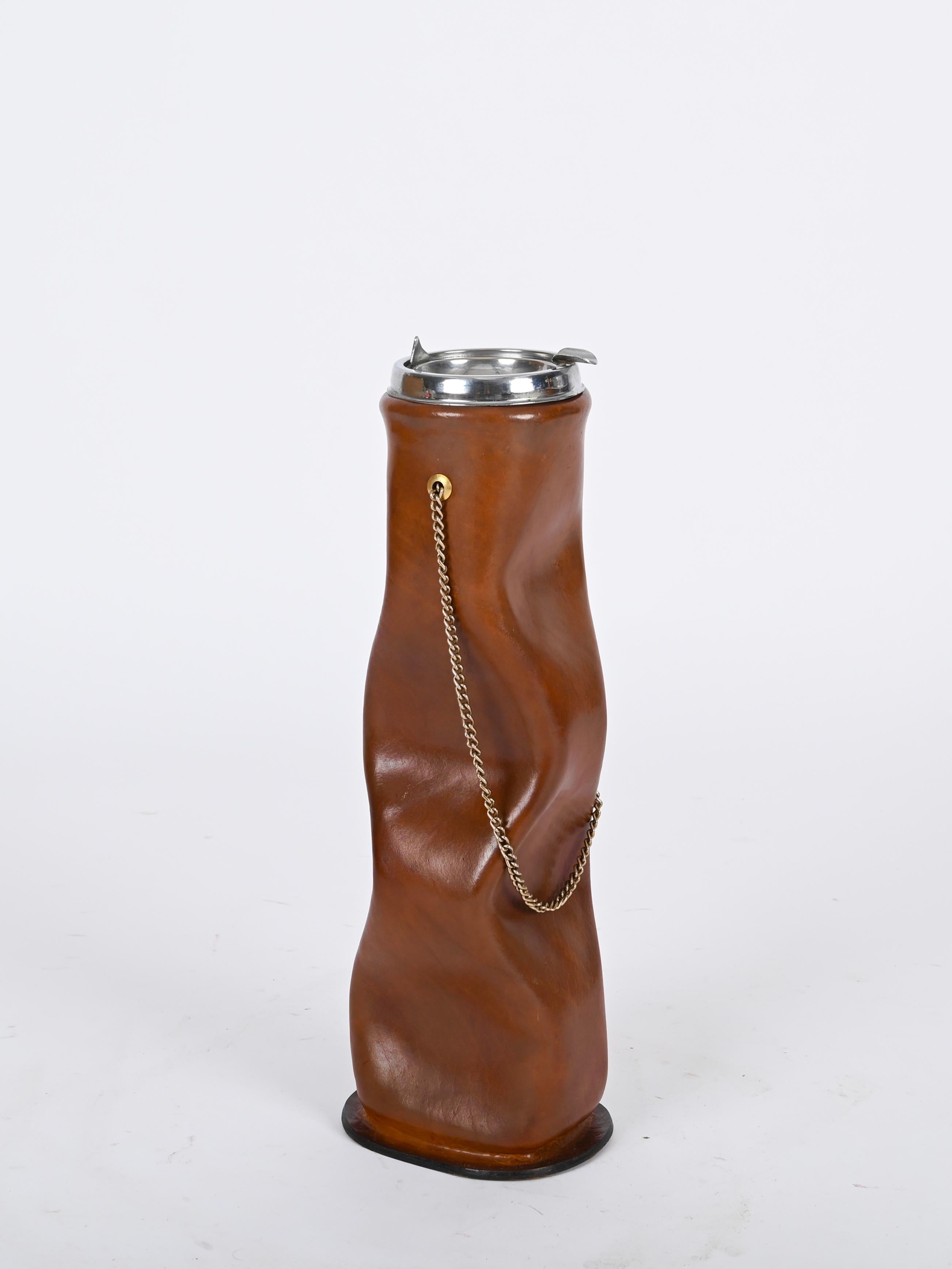 Nova Tecno Midcentury Pleated Leather and Brass Ashtray, Italy 1970's For Sale 2